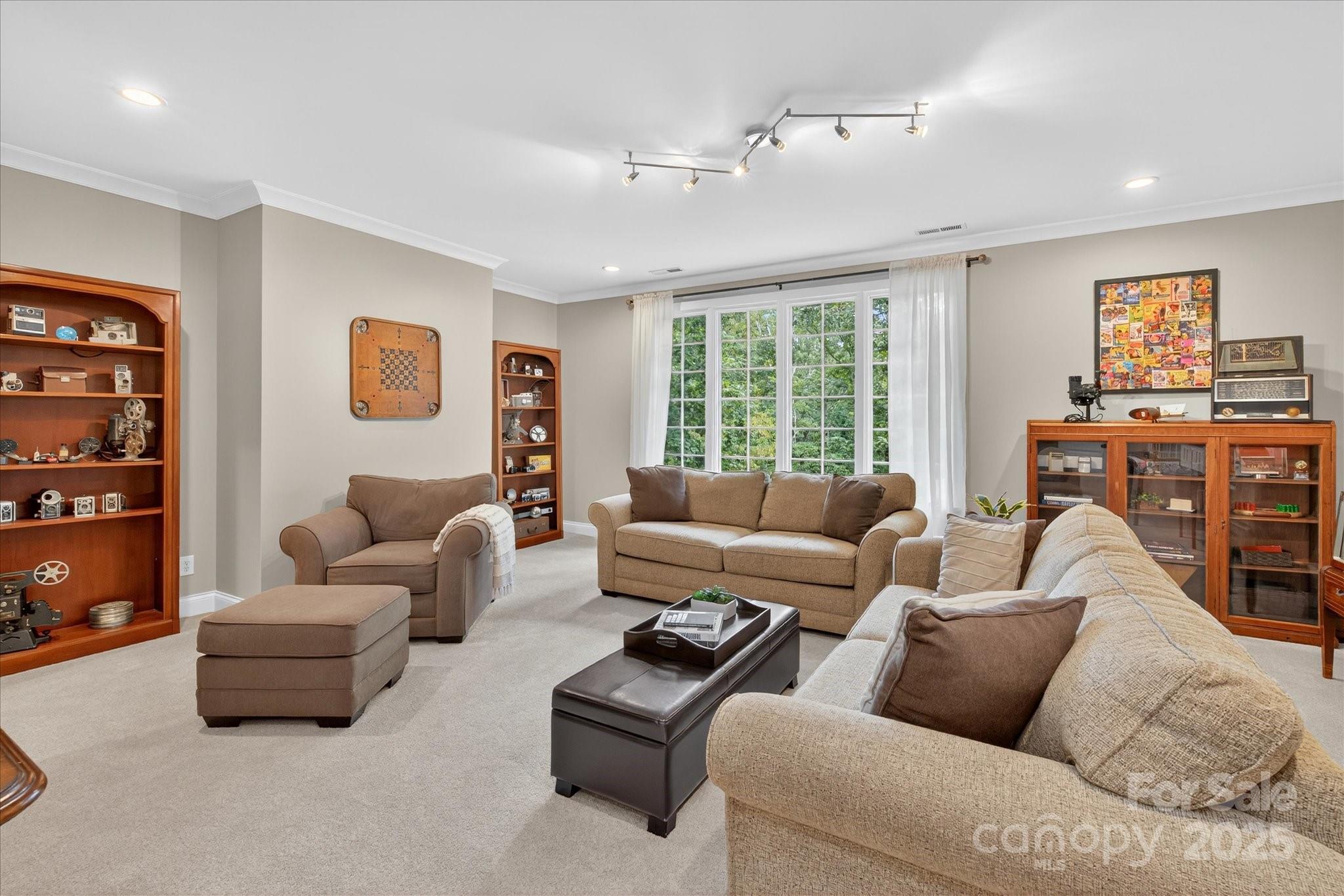 10535 Island Point Road