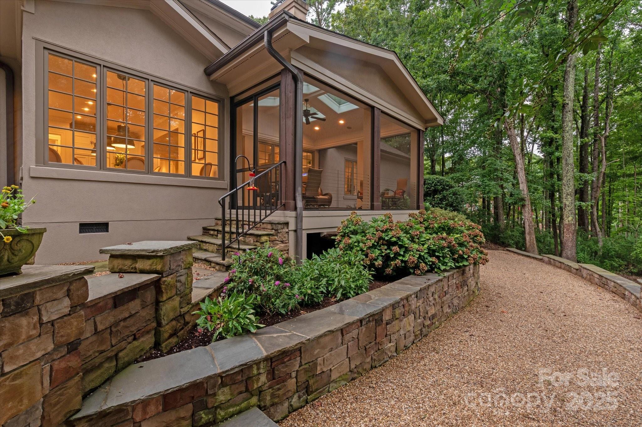 10535 Island Point Road