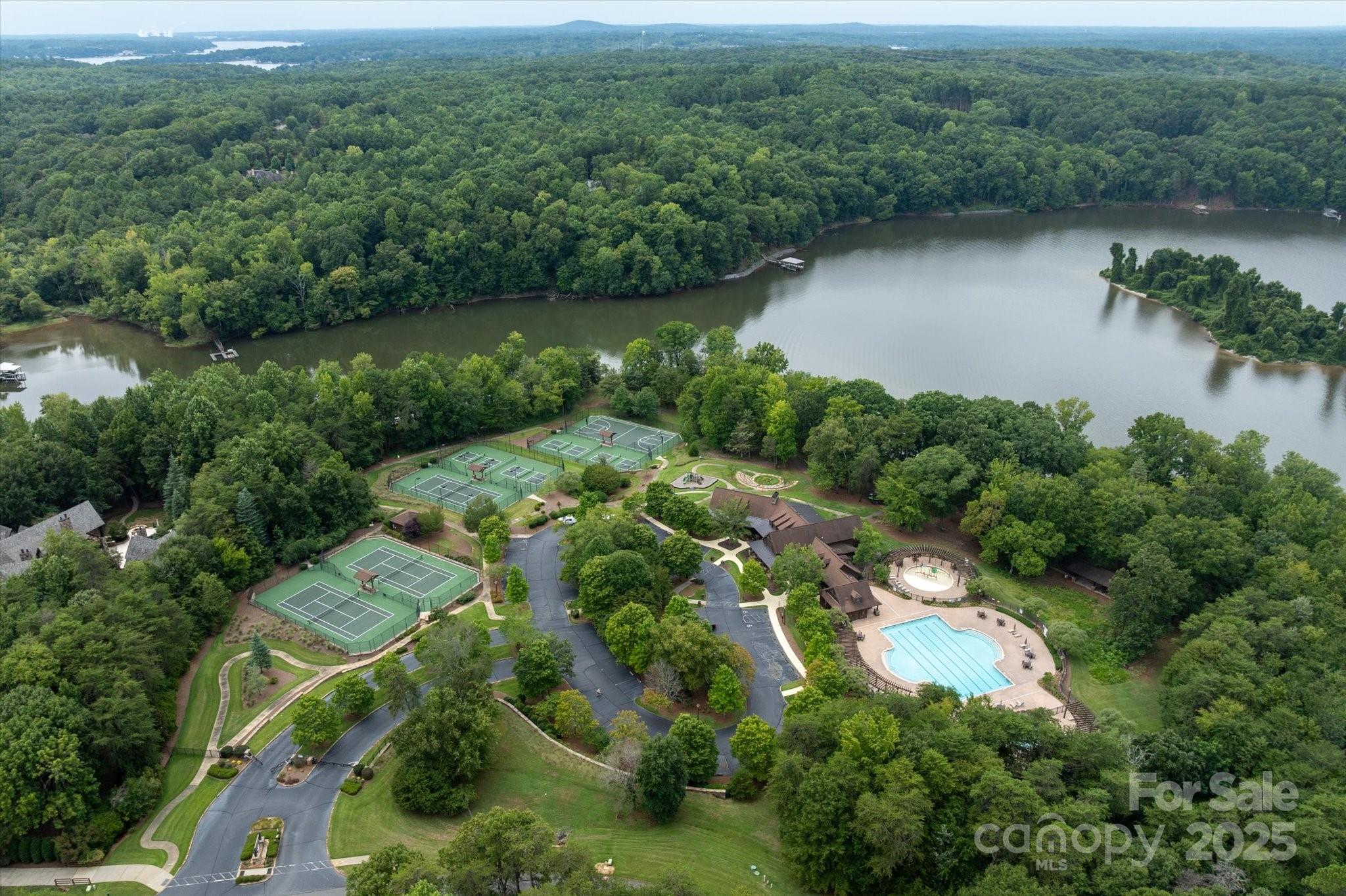 10535 Island Point Road