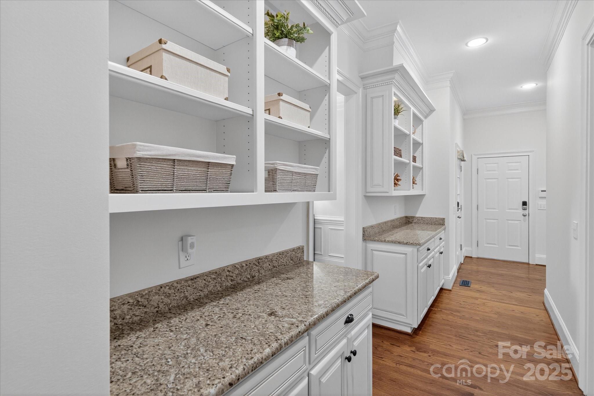 9017 Man Of War Drive