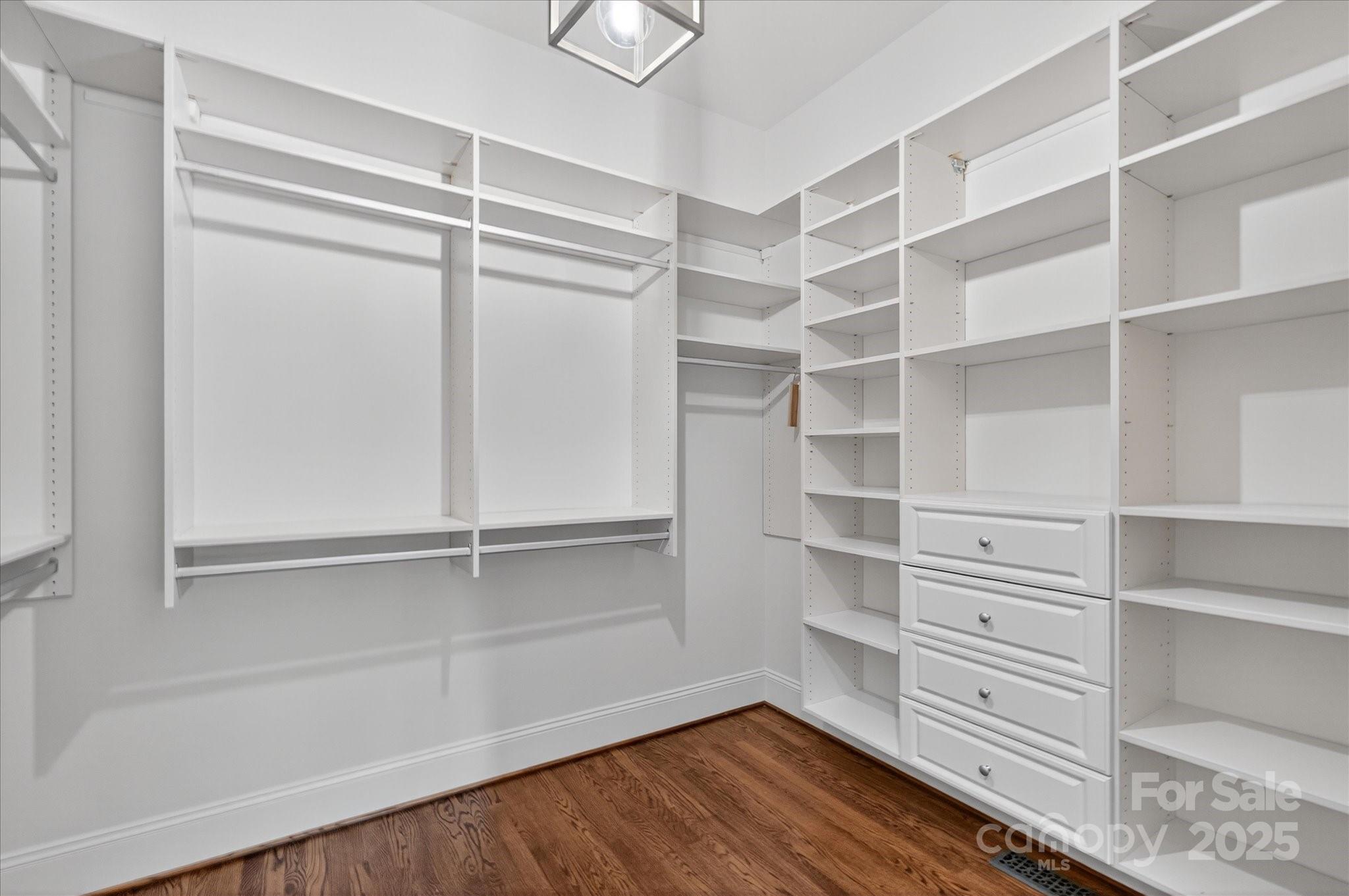 9017 Man Of War Drive