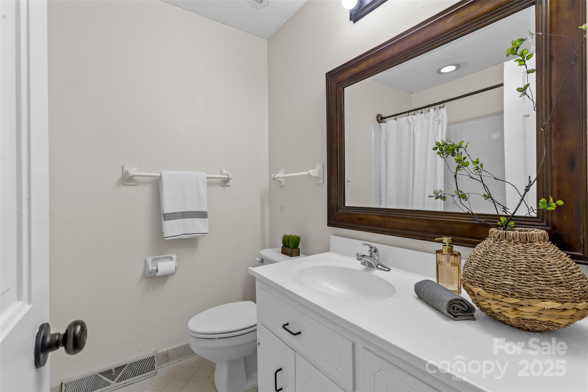 14024 Springwater Drive