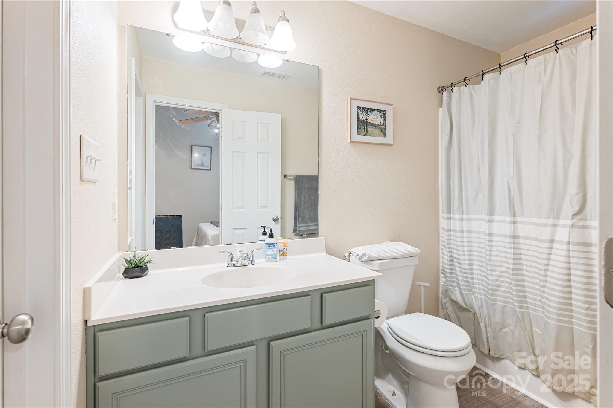 157 Ross Moore Avenue