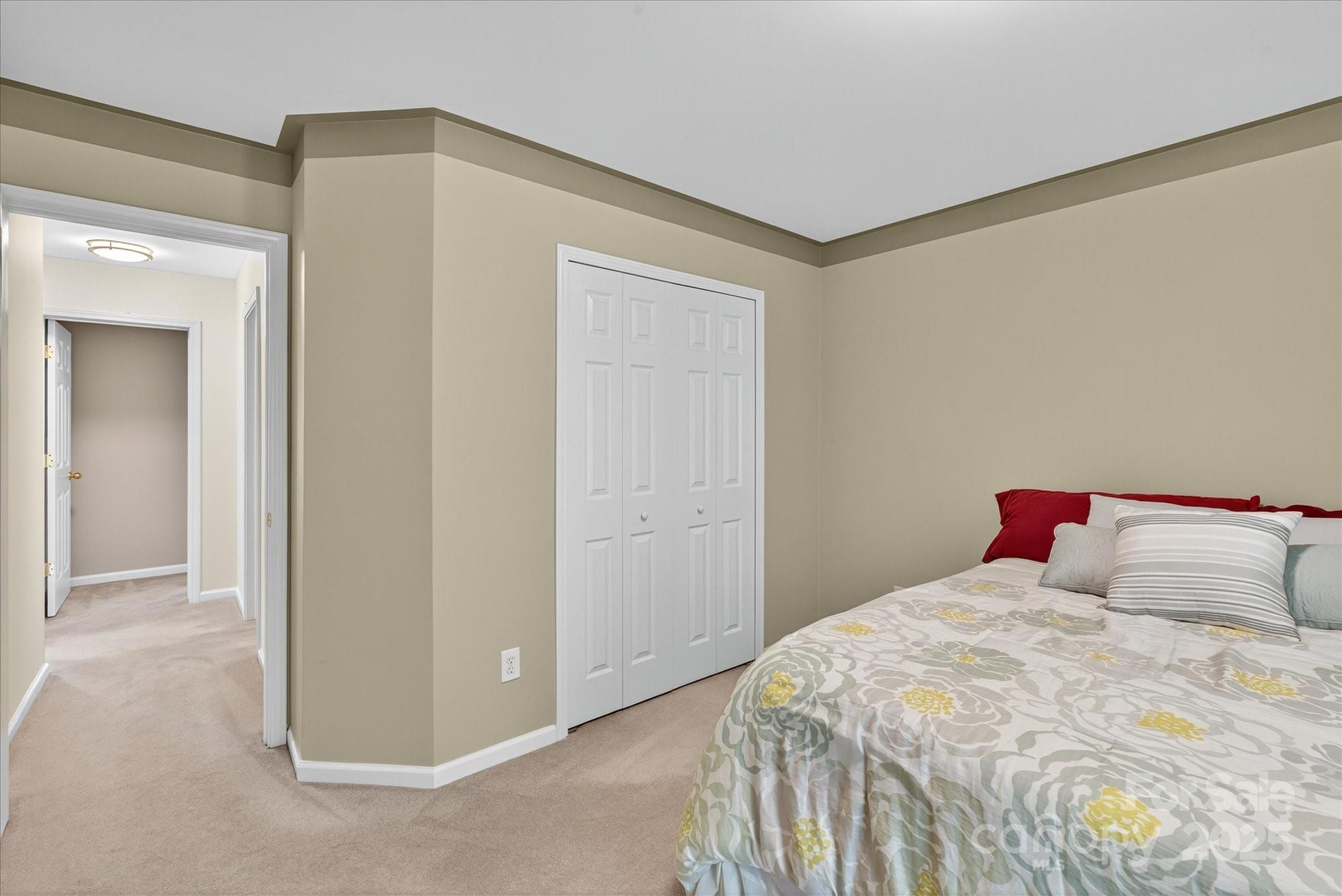 2524 Macie Glen Court