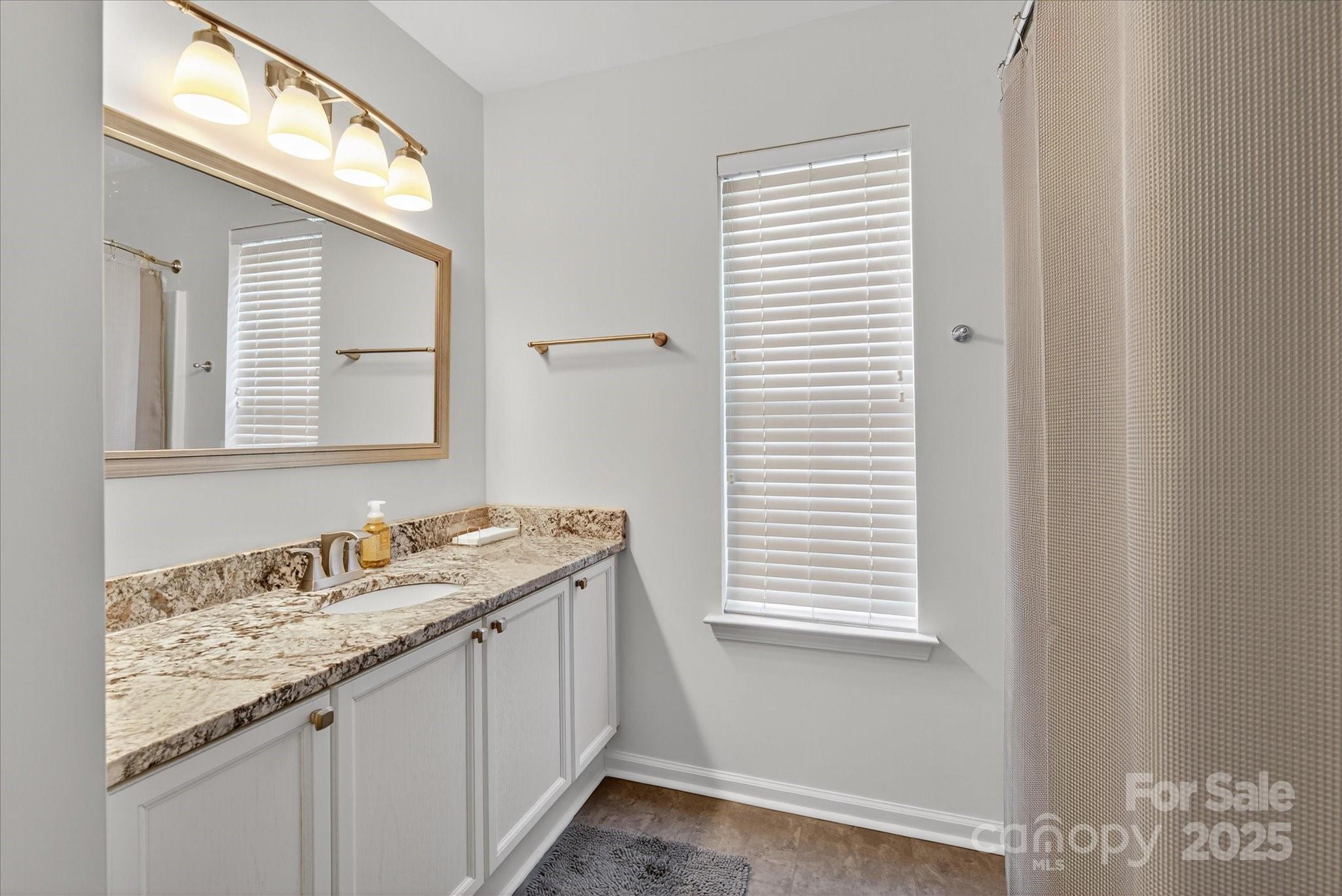 2524 Macie Glen Court