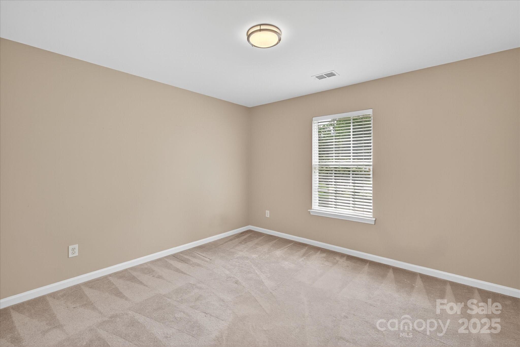 2524 Macie Glen Court