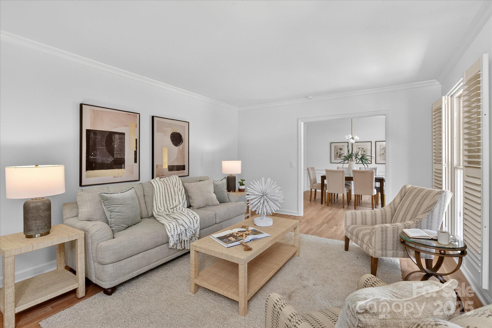 1039 Shadowbrook Lane