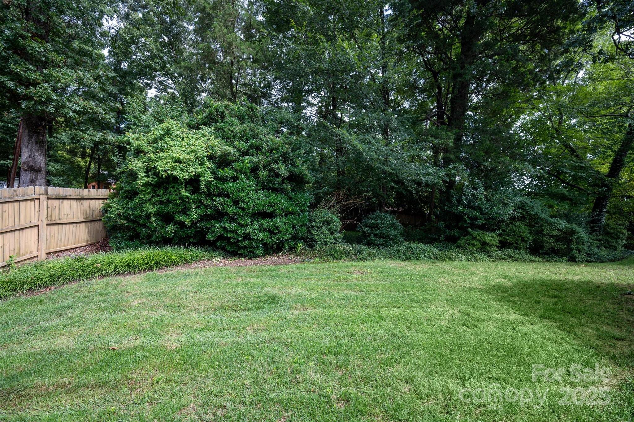 1039 Shadowbrook Lane