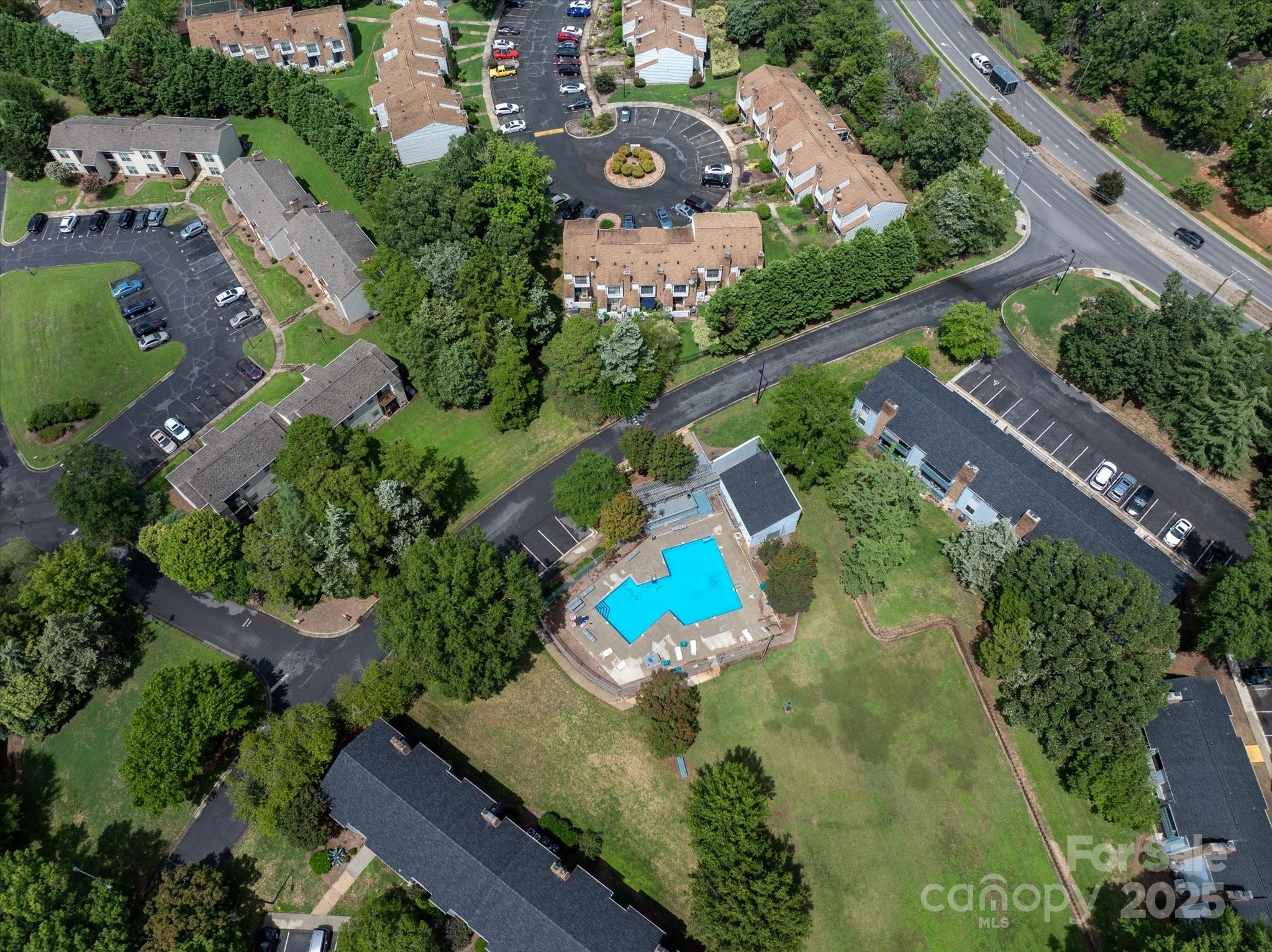 11084 Harrowfield Road