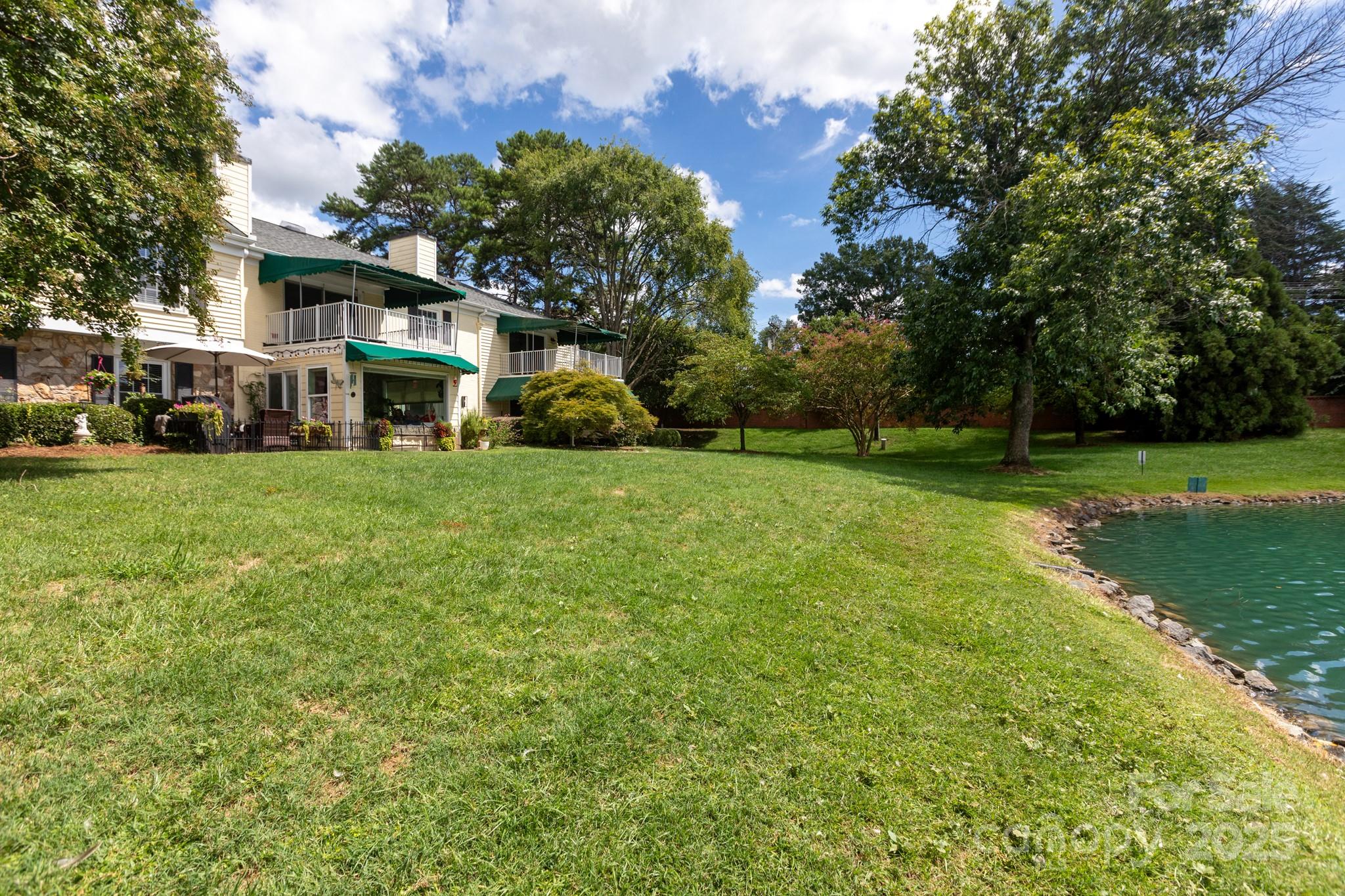 8356 Meadow Lakes Drive