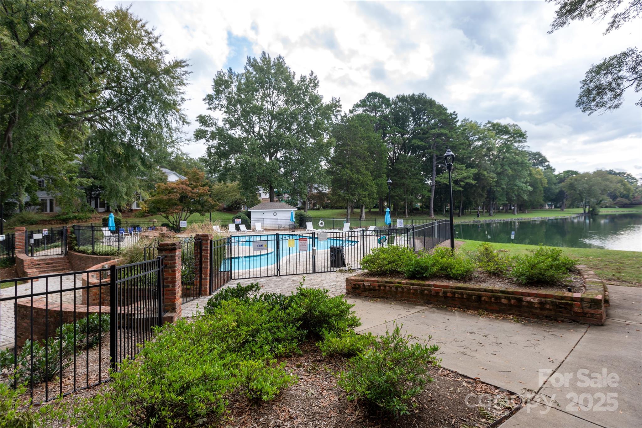 8356 Meadow Lakes Drive