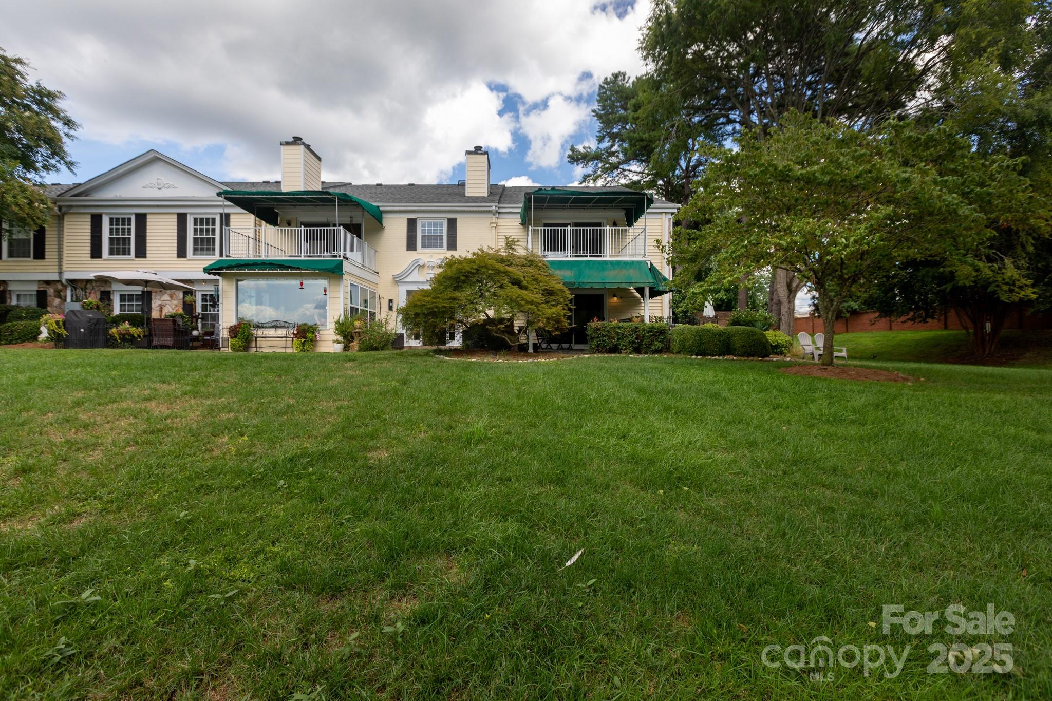 8356 Meadow Lakes Drive