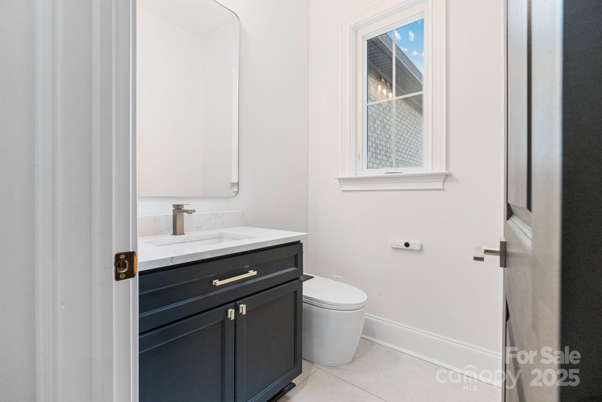 3204 Chancellor Lane