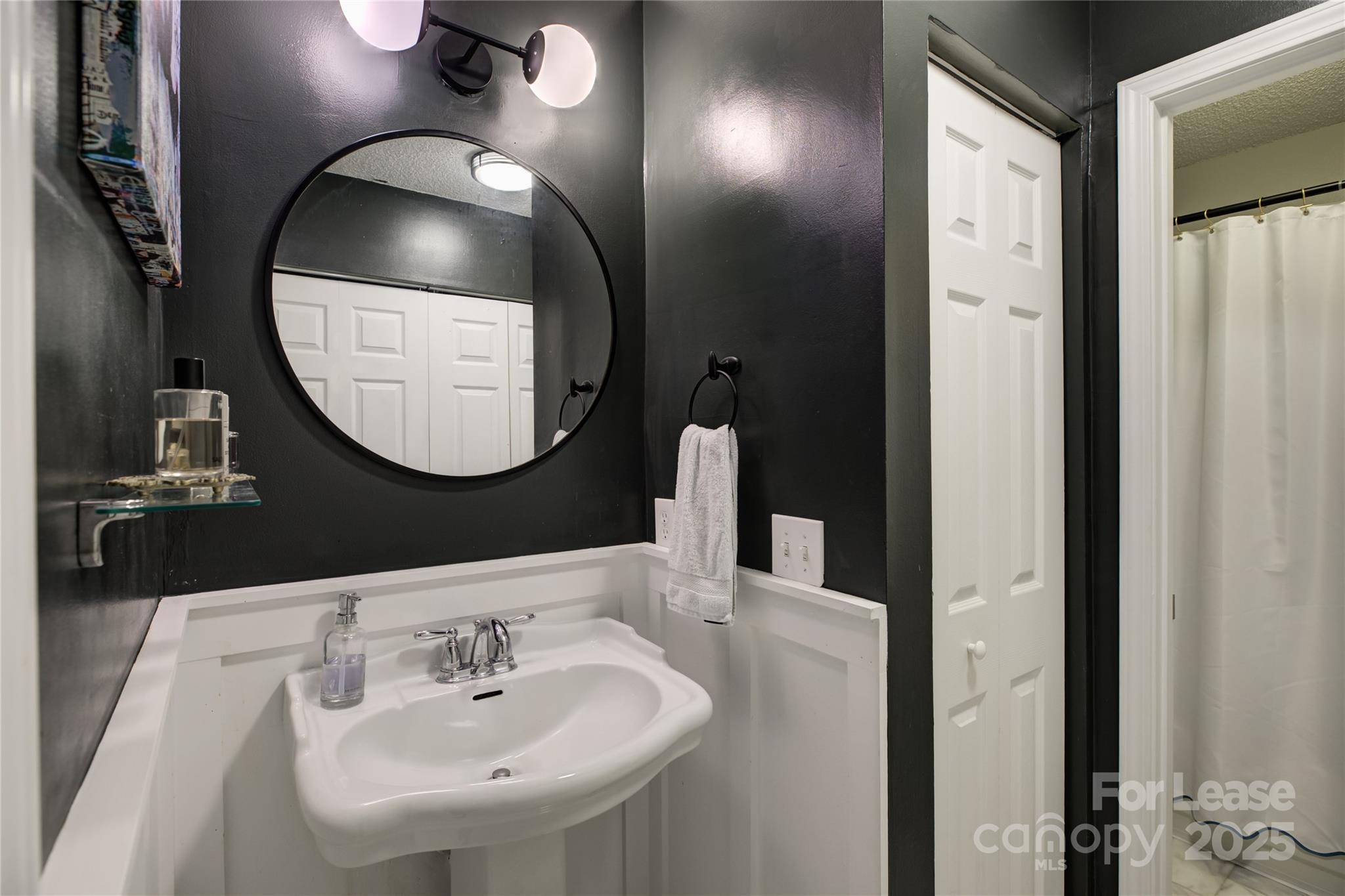 2506 Cranbrook Lane Unit: 1