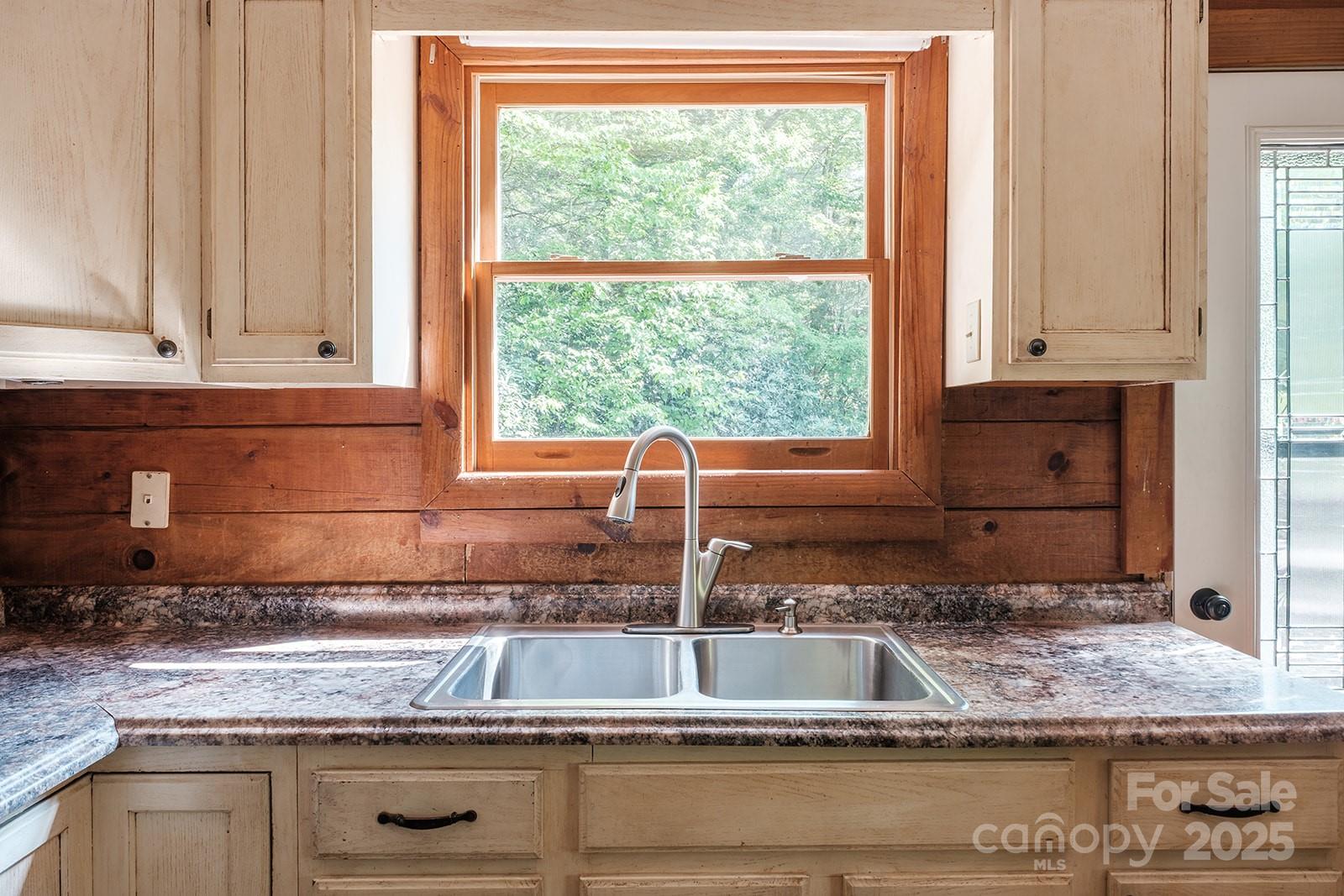 2266 Sugar Mountain Drive