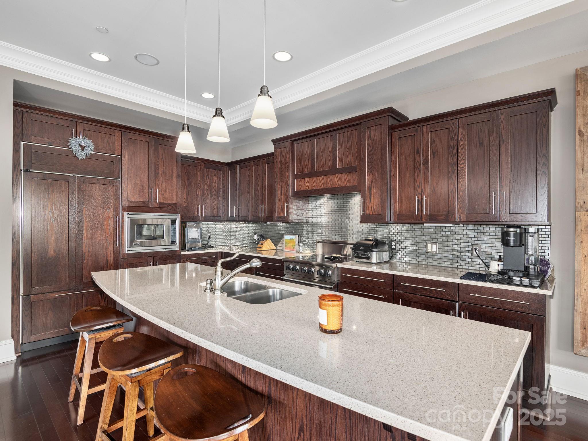 288 Macon Avenue Unit: 308