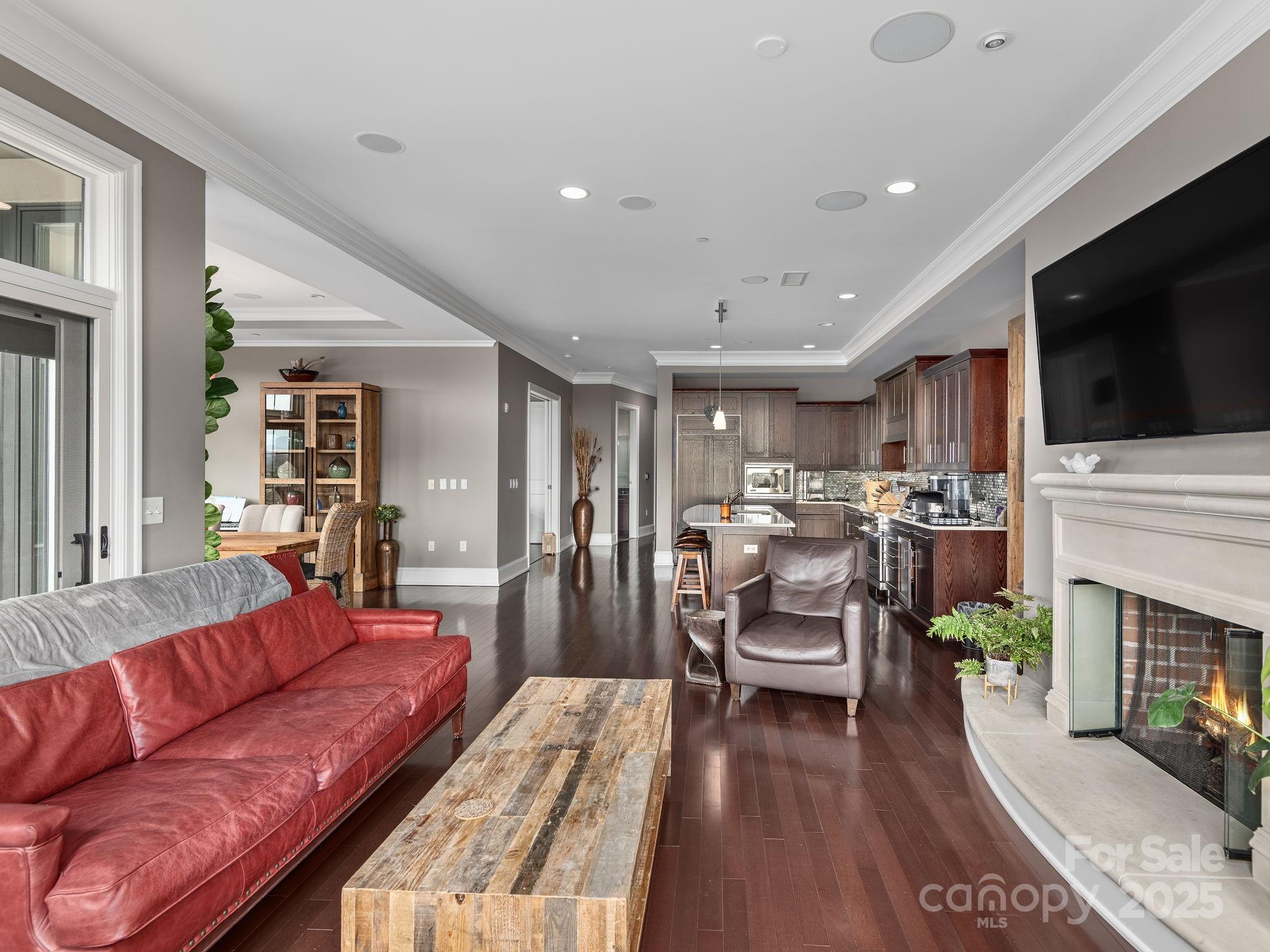 288 Macon Avenue Unit: 308