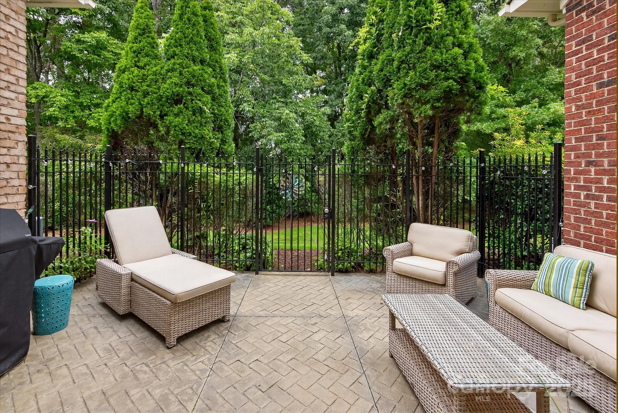 9614 Wheatfield Road