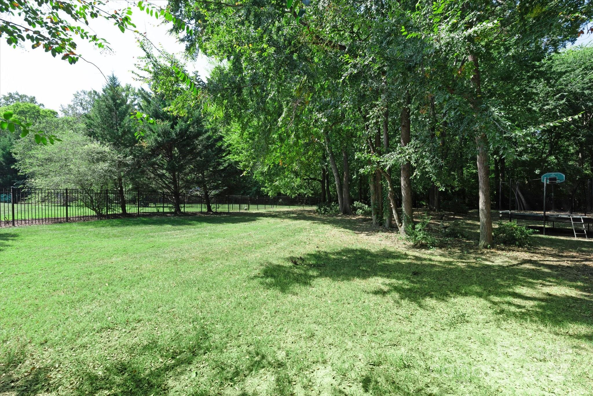 3009 Groves Edge Lane