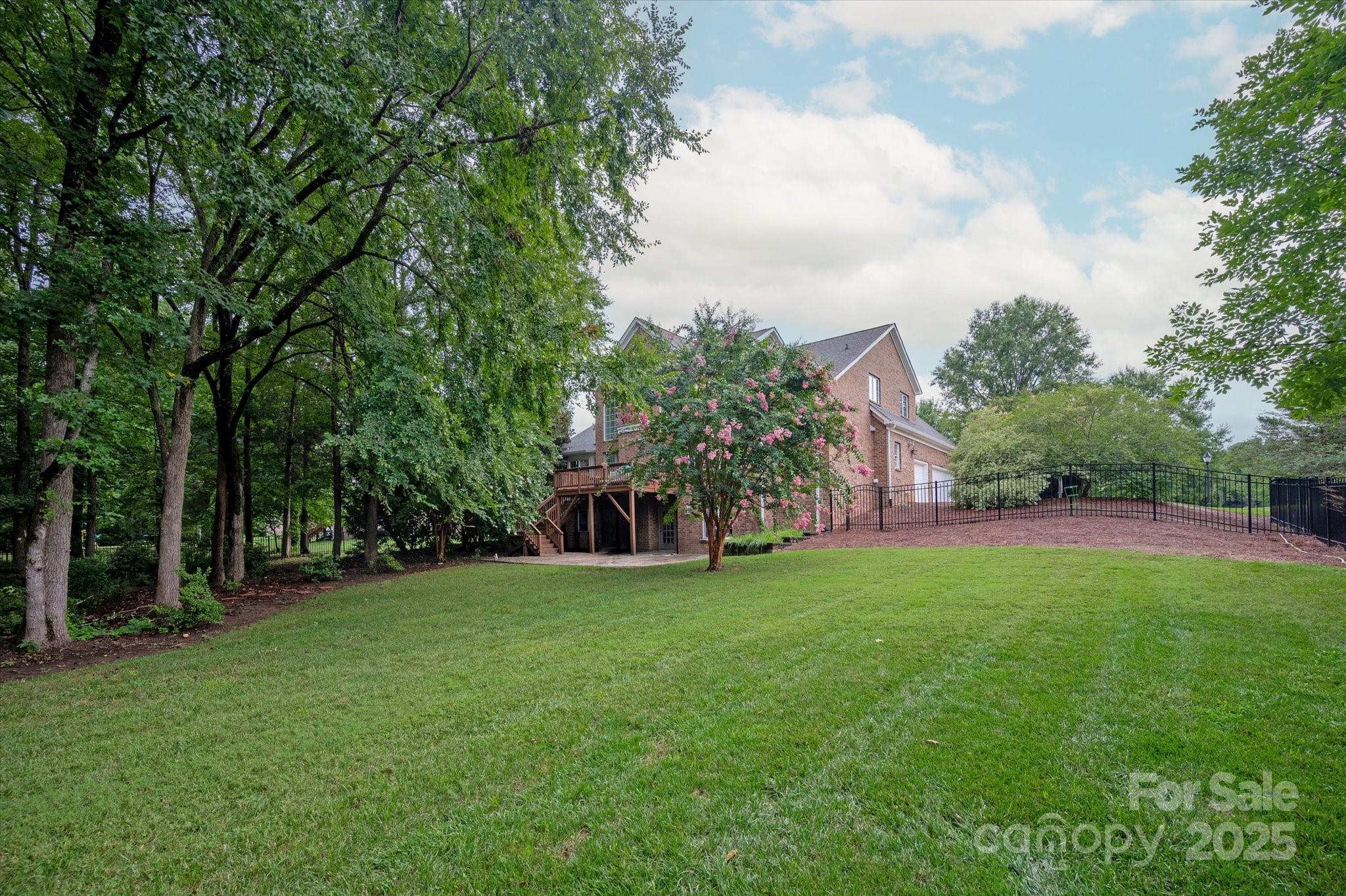 3009 Groves Edge Lane