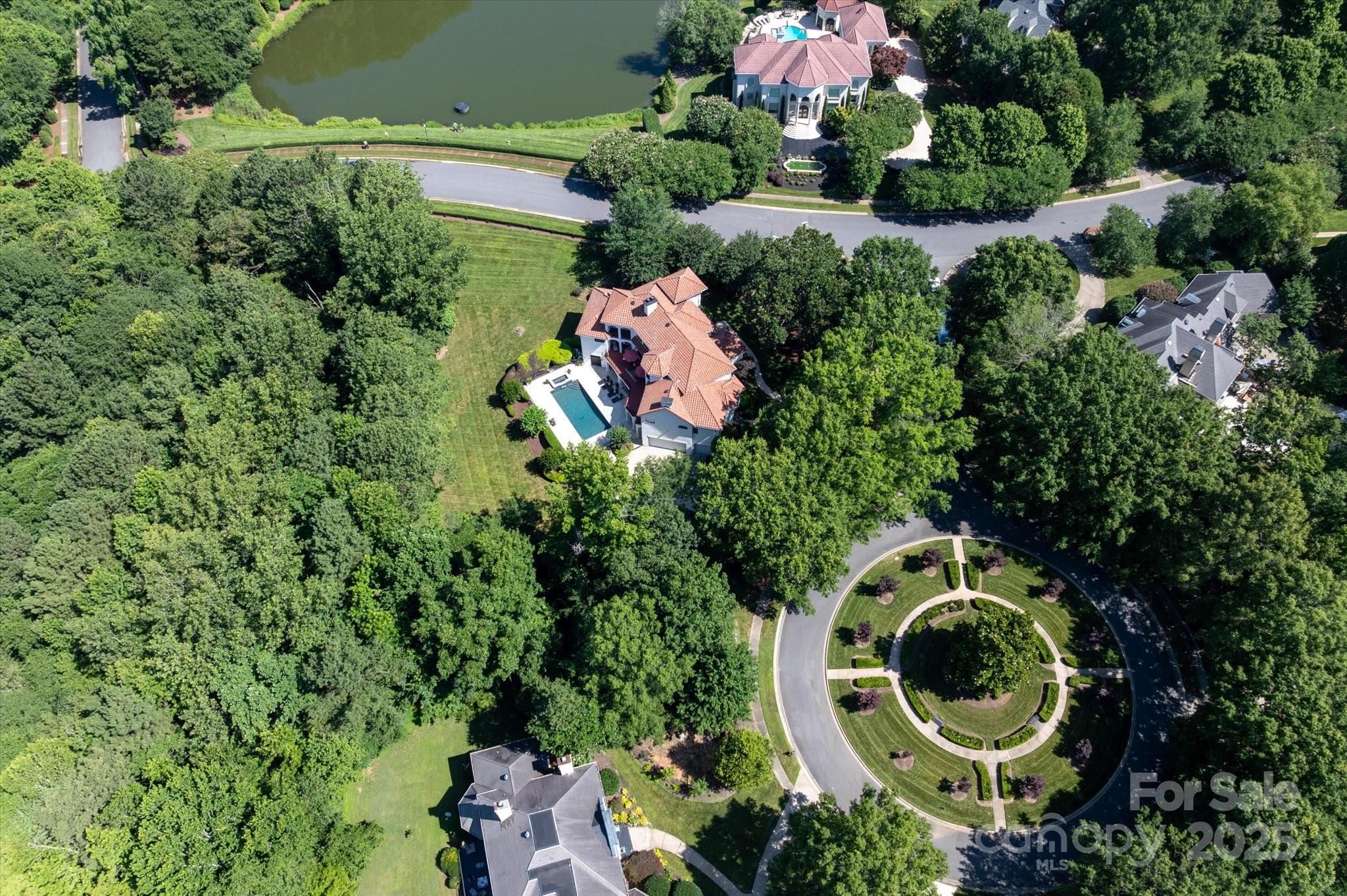 6504 Pembry Links Crescent