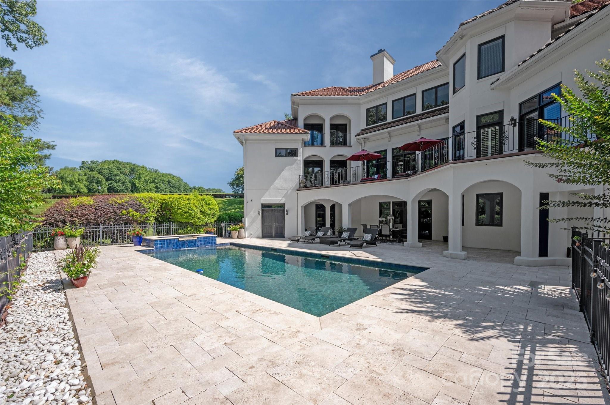 6504 Pembry Links Crescent