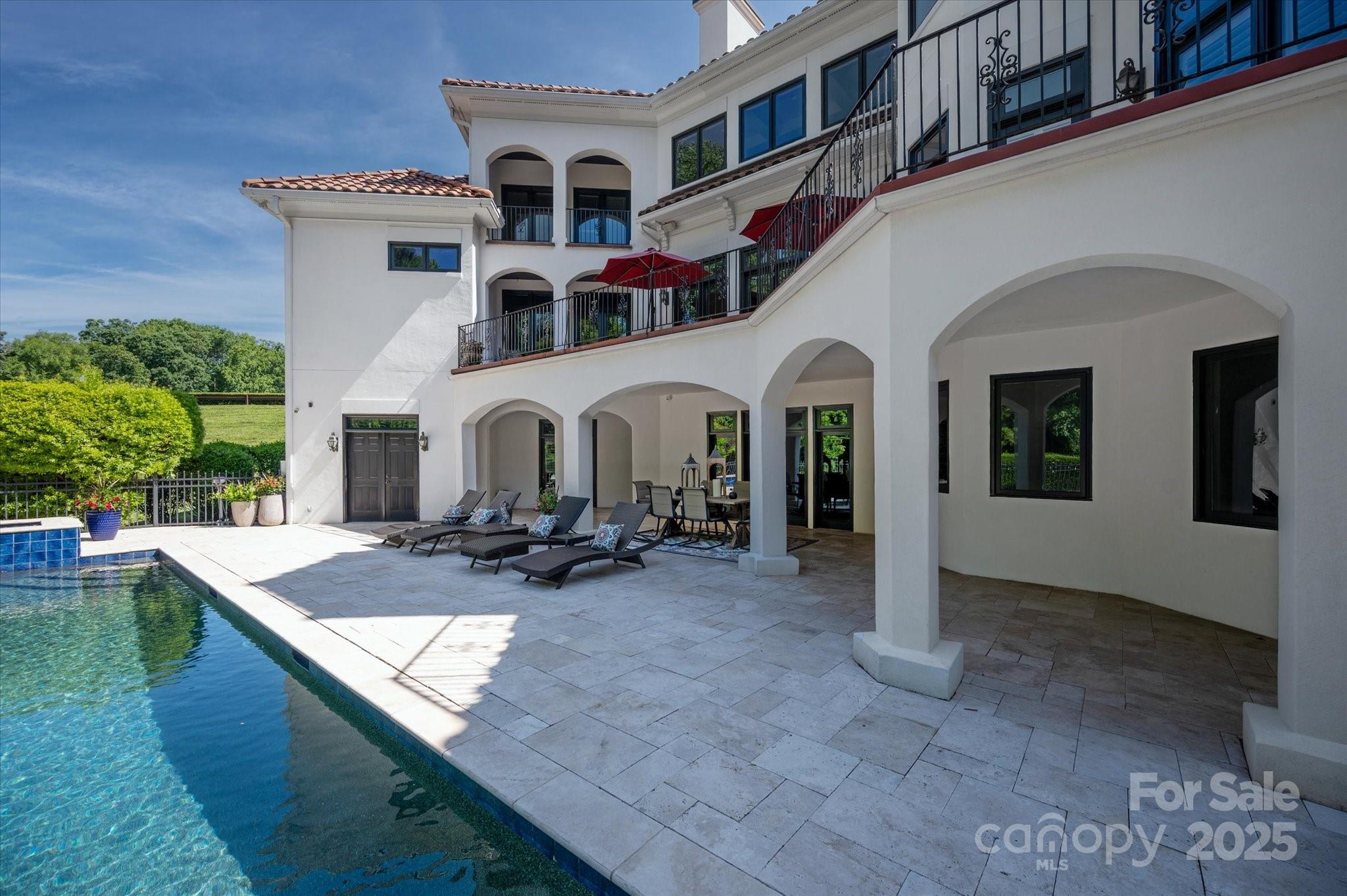 6504 Pembry Links Crescent