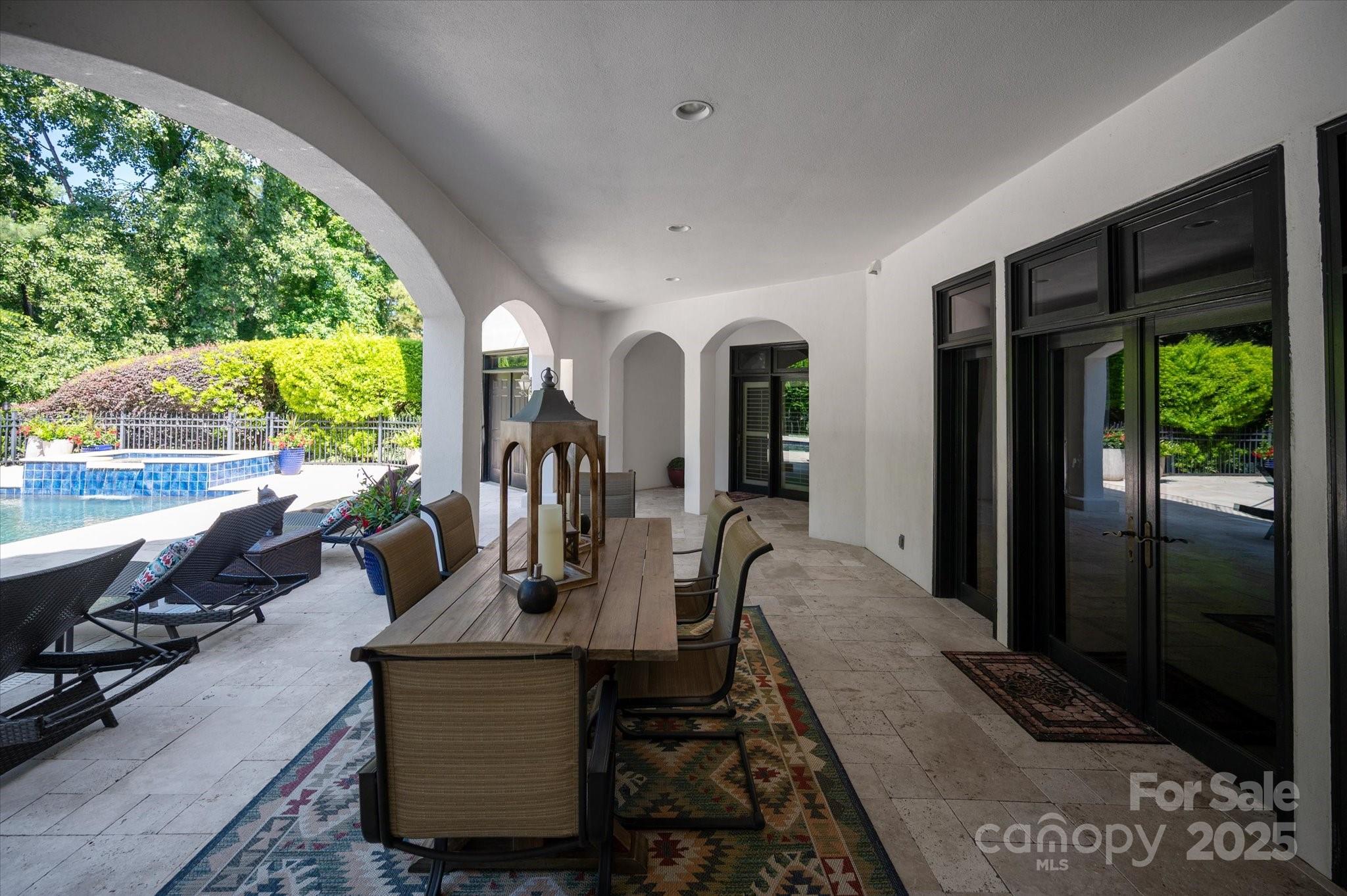 6504 Pembry Links Crescent