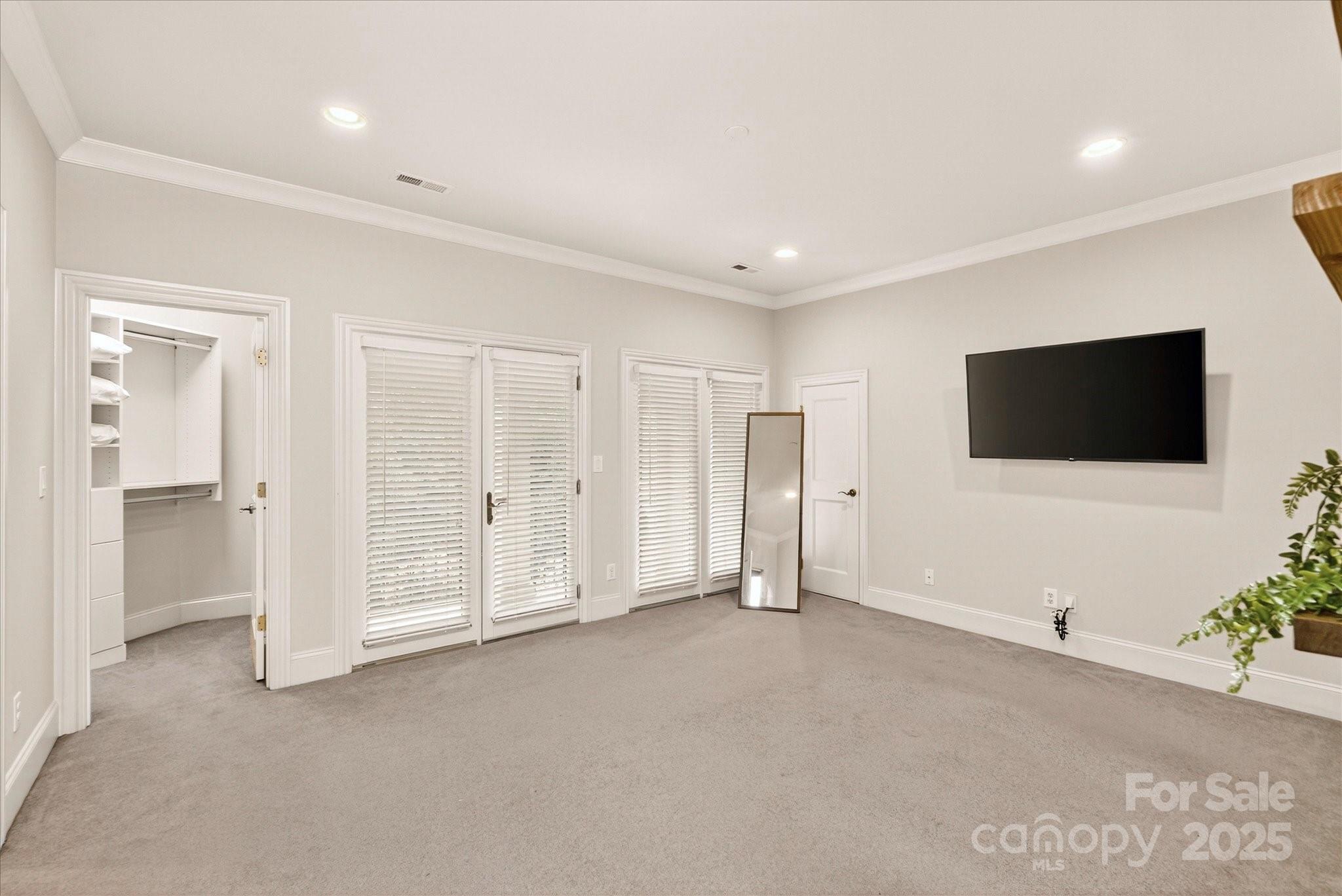 6504 Pembry Links Crescent