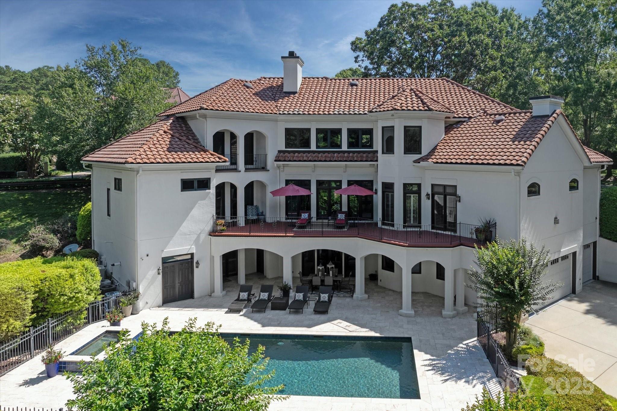 6504 Pembry Links Crescent