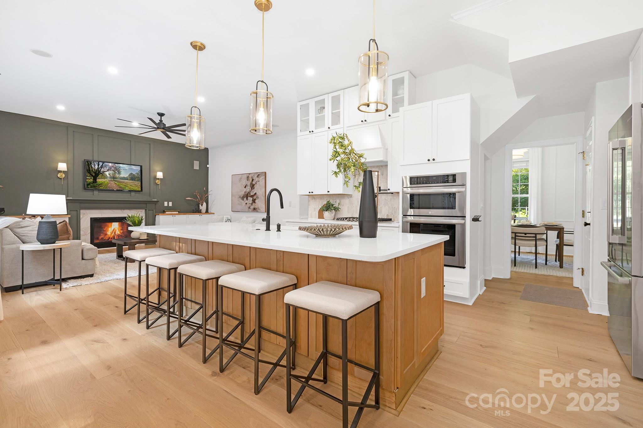 1728 Catherine Lothie Way