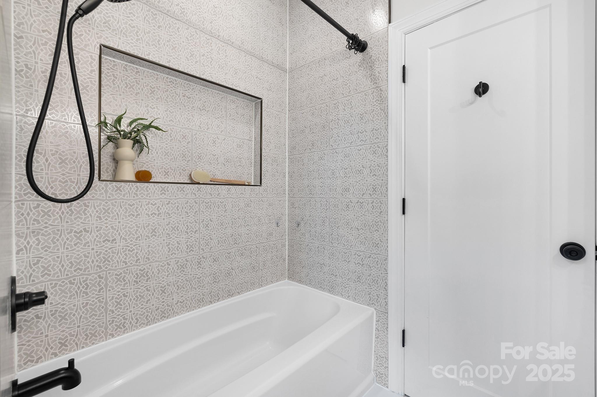 1728 Catherine Lothie Way