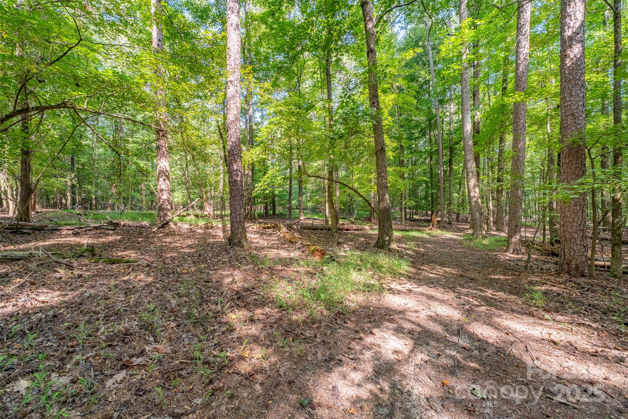 2700 Farm House Lane