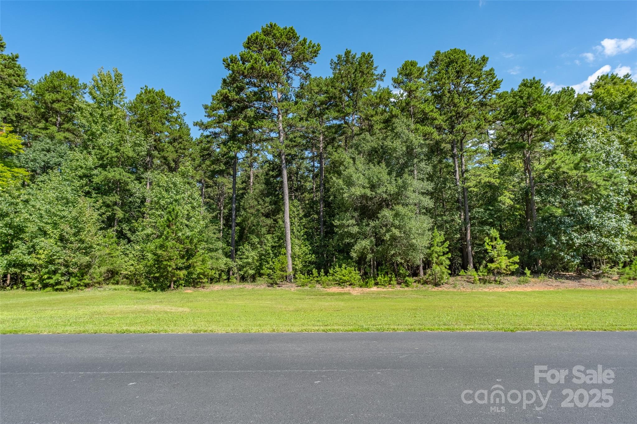 2700 Farm House Lane