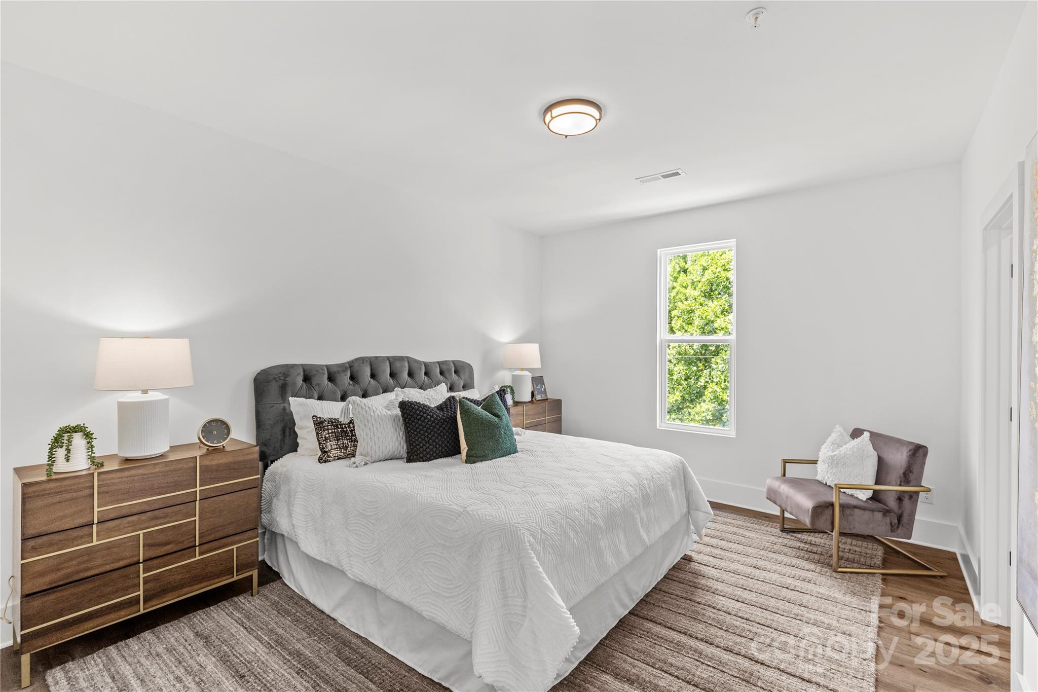 151 S Sycamore Street