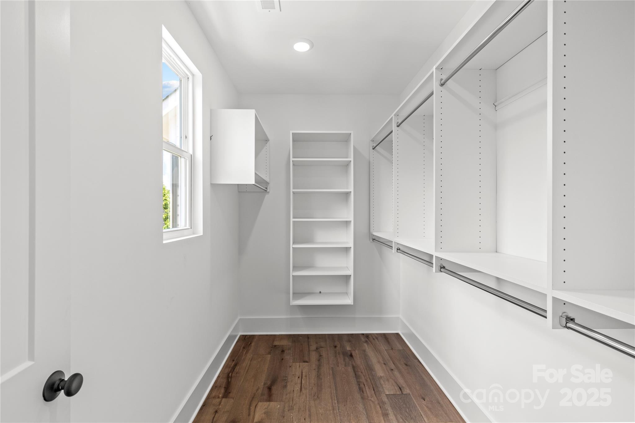 151 S Sycamore Street