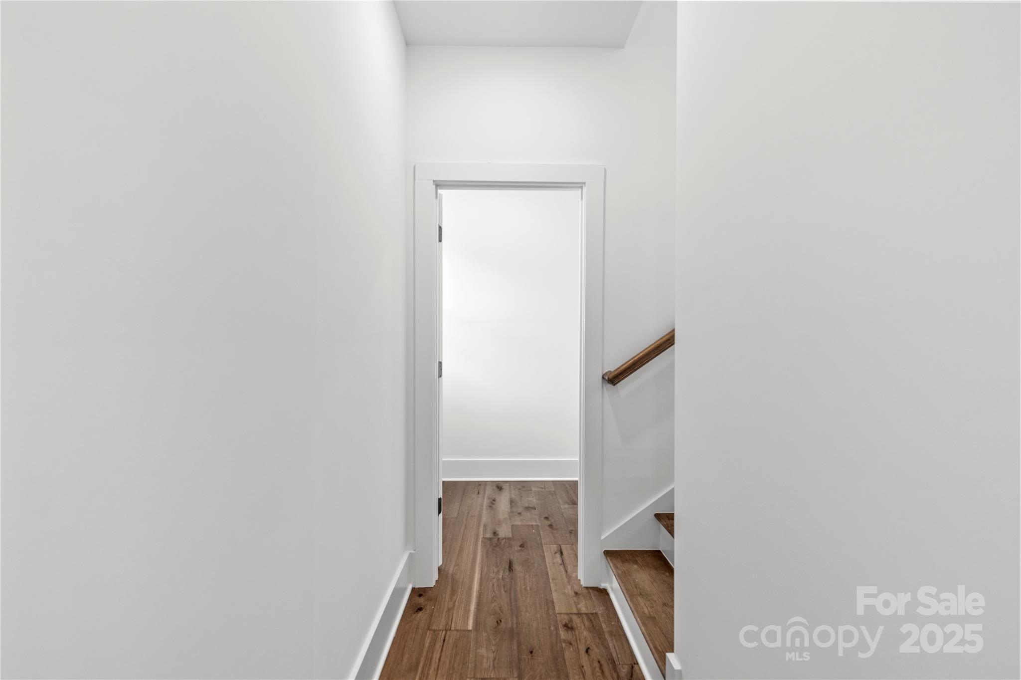 151 S Sycamore Street