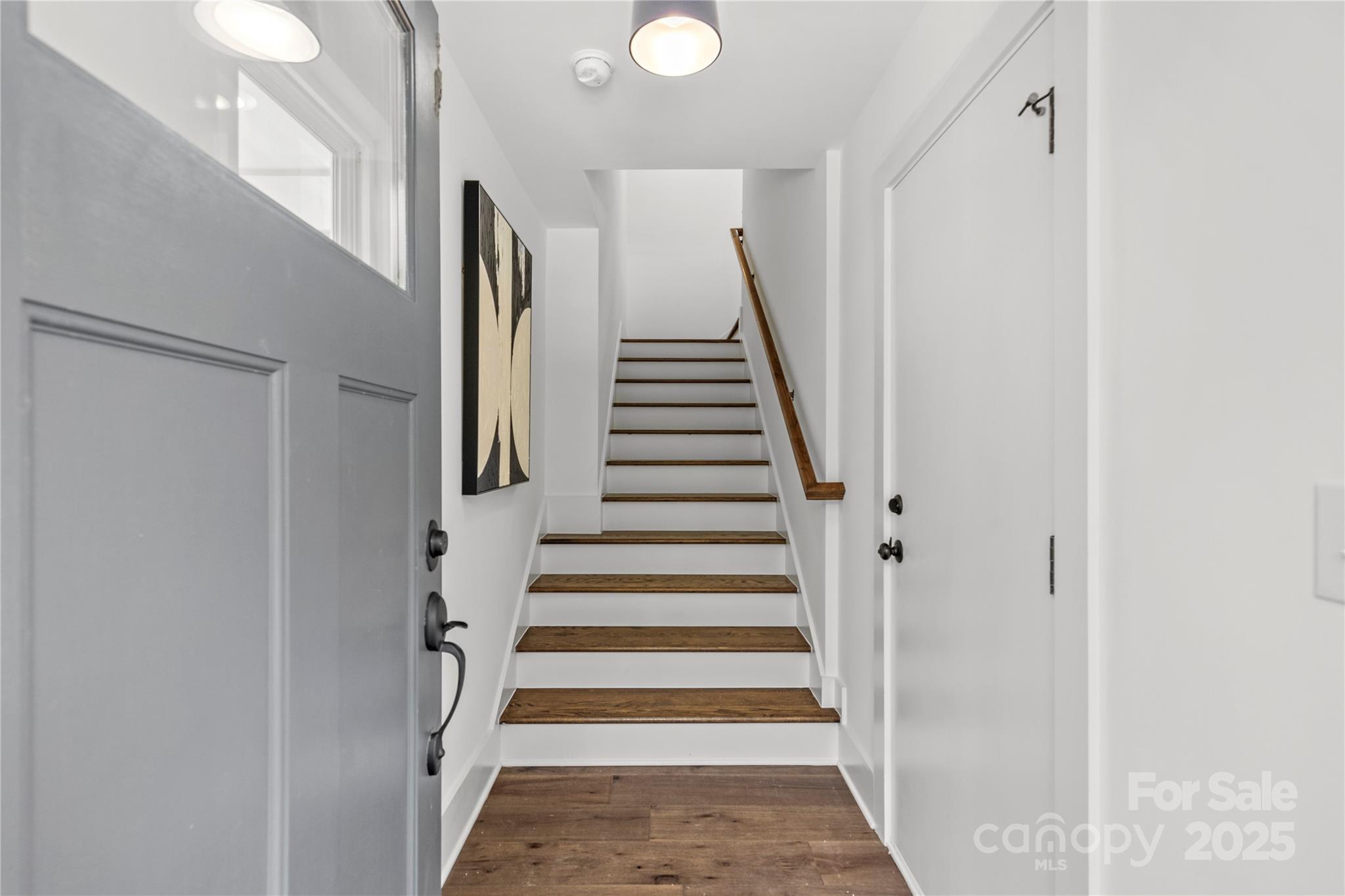 151 S Sycamore Street