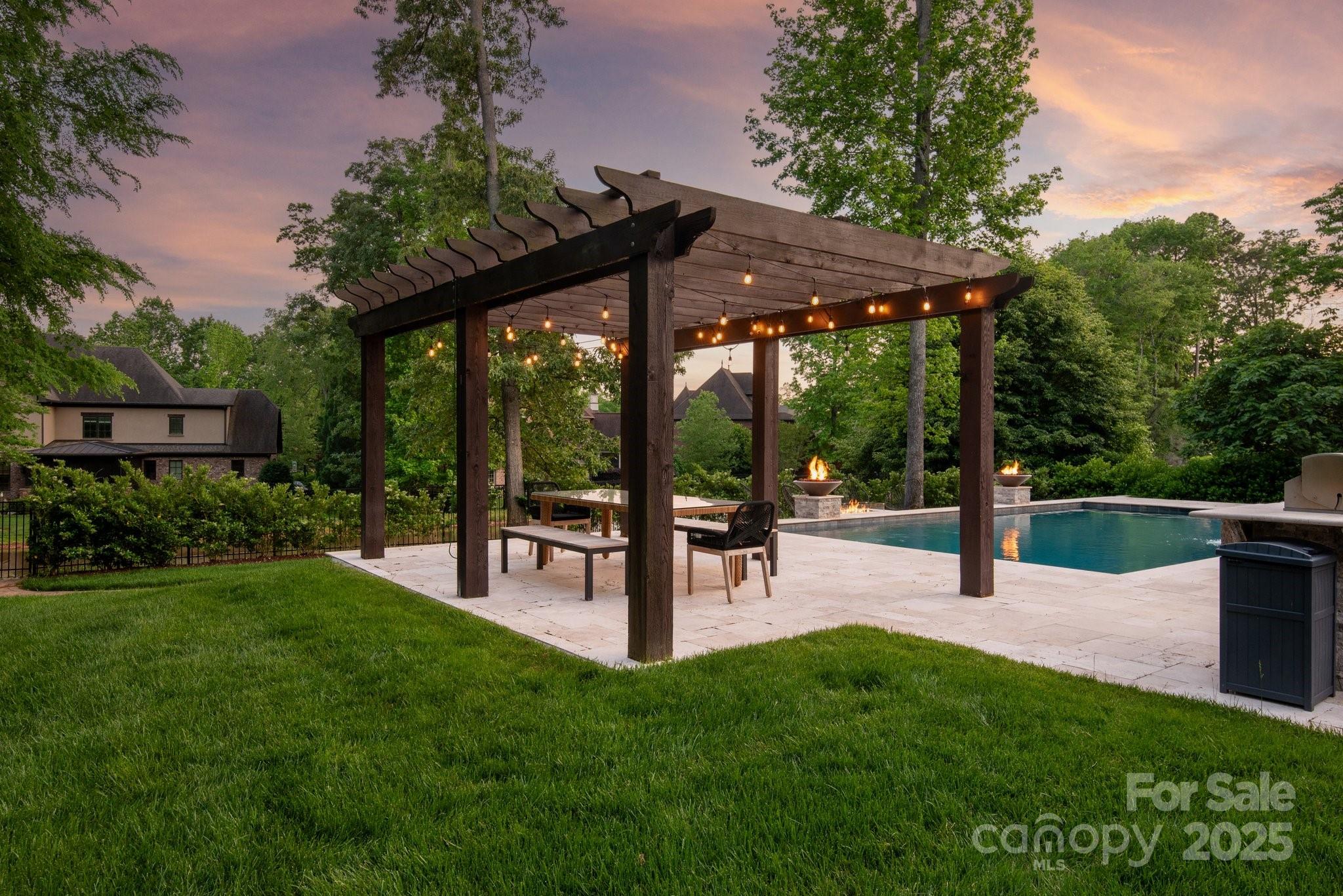 8021 Skye Lochs Drive