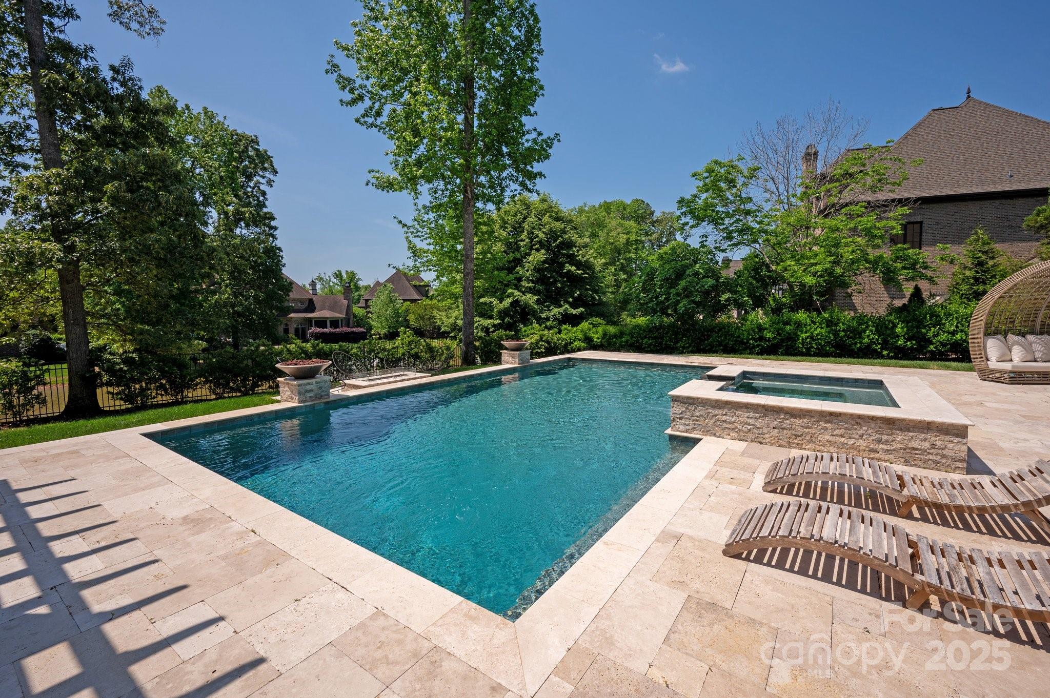 8021 Skye Lochs Drive