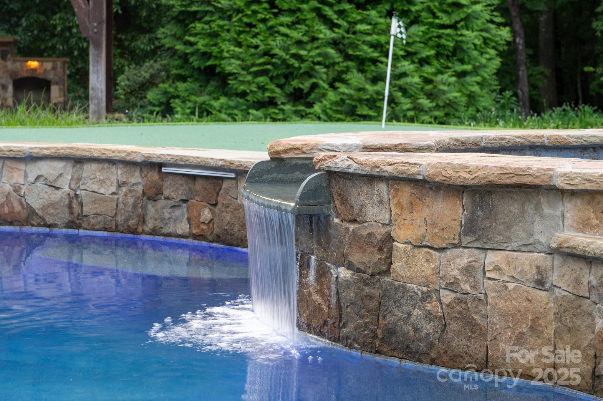 8512 Longview Club Drive