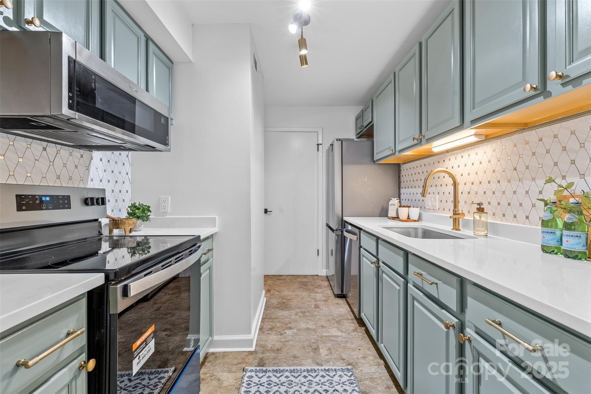 5016 Sardis Road Unit: G