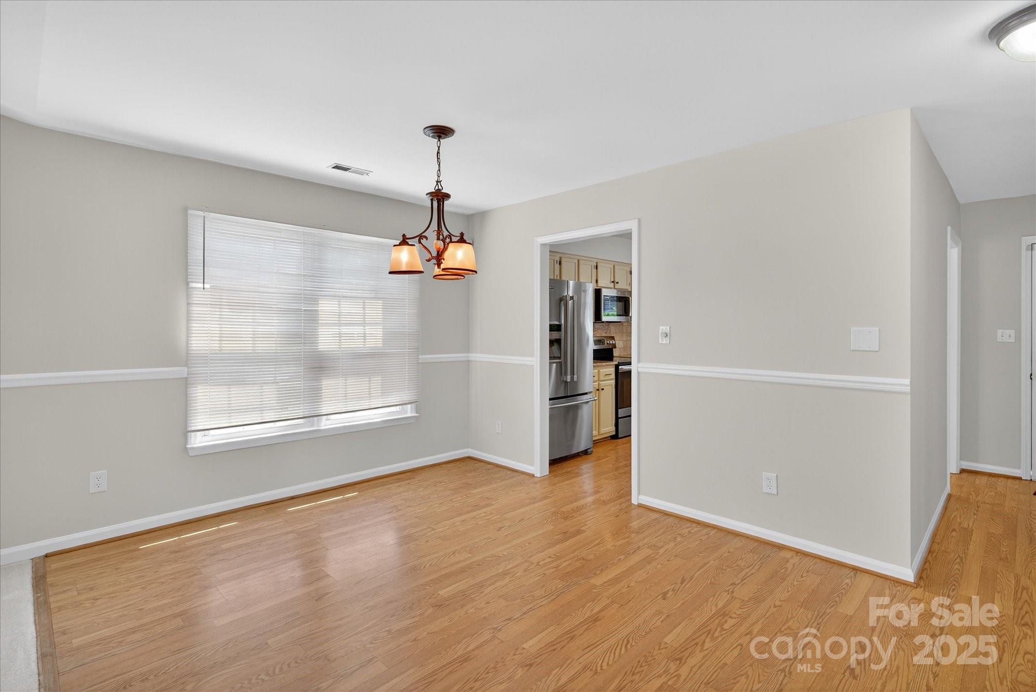 10935 Winterbourne Court