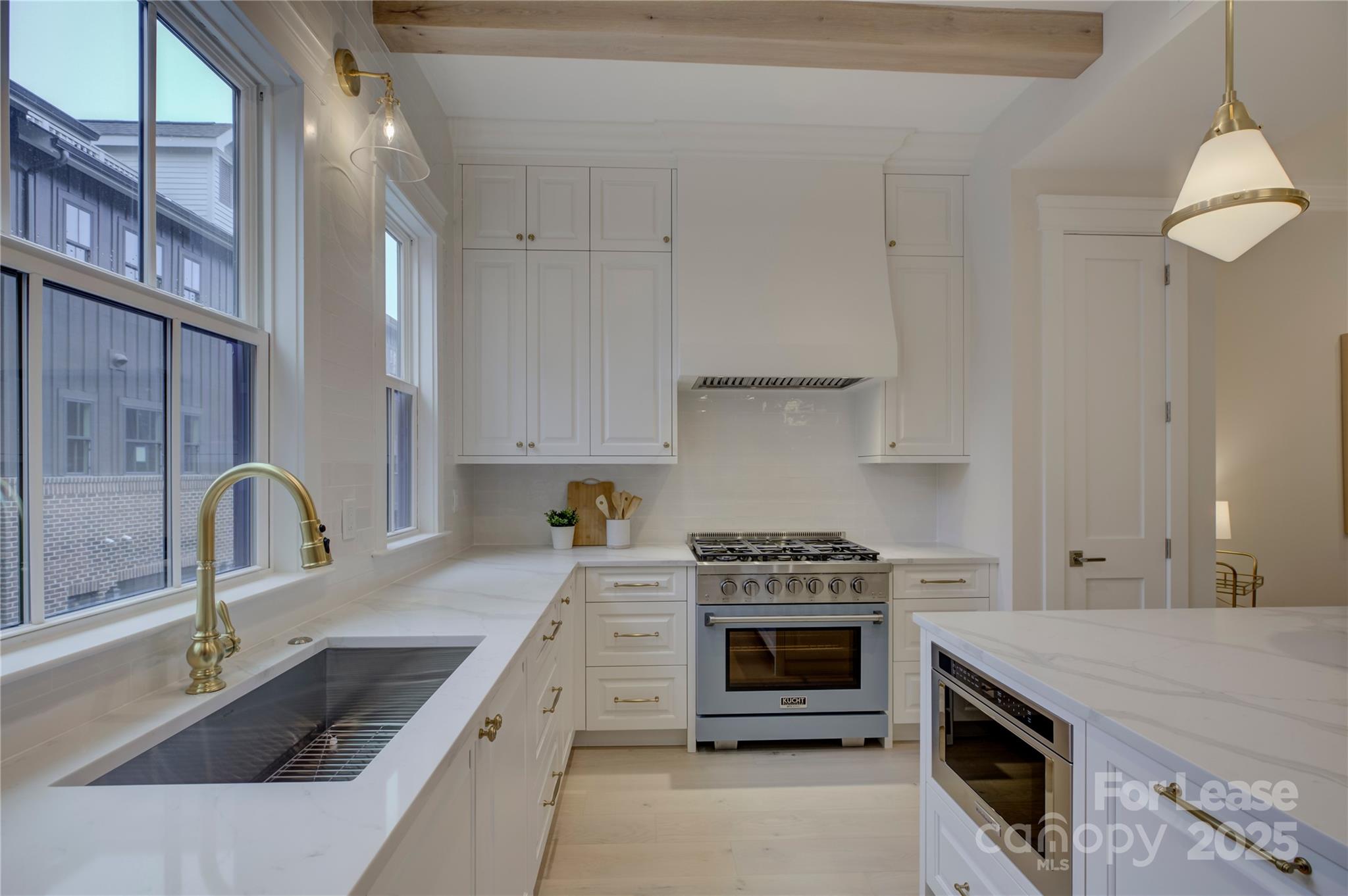 3015 Pinehurst Place