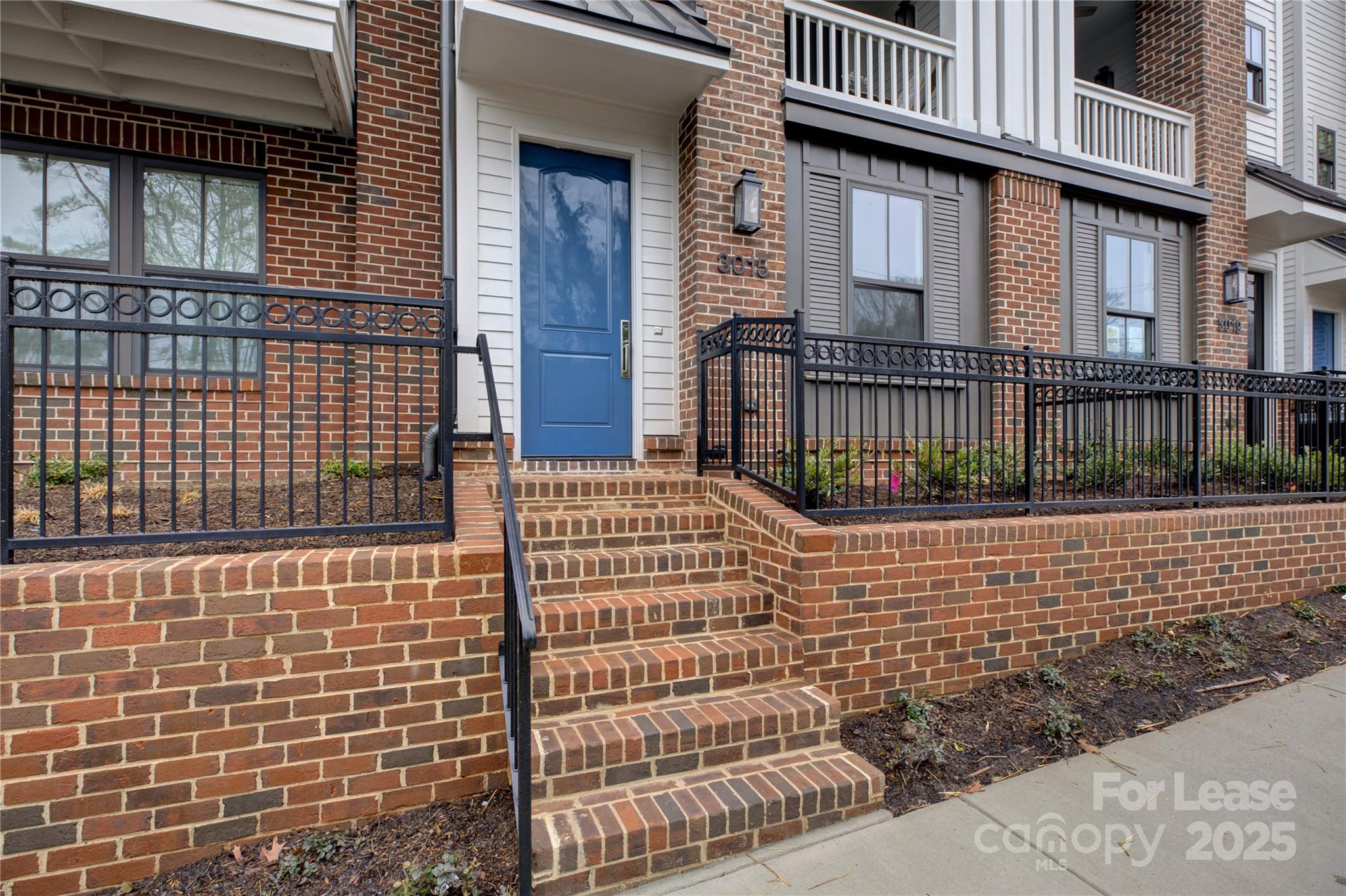 3015 Pinehurst Place