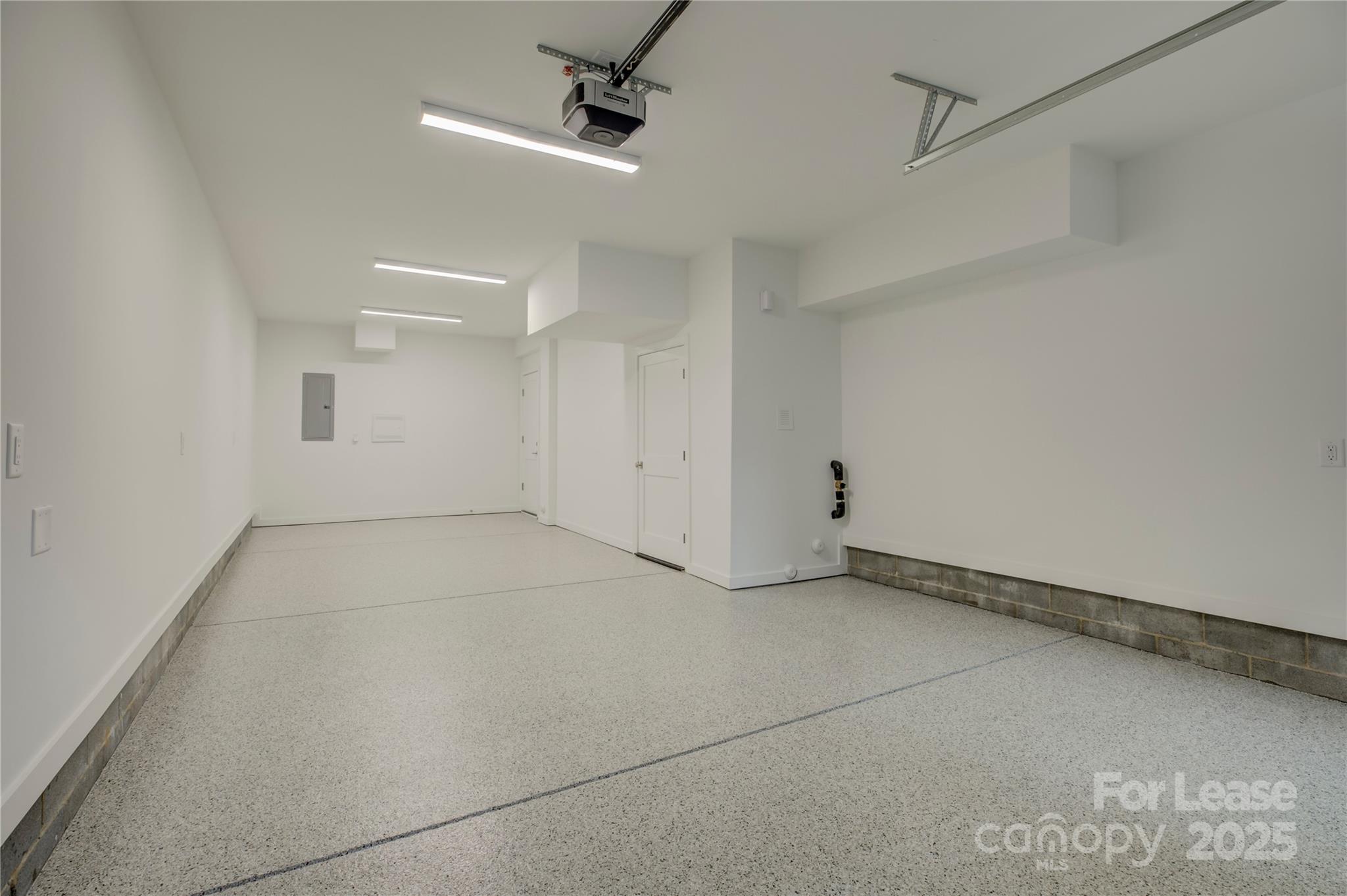 3015 Pinehurst Place