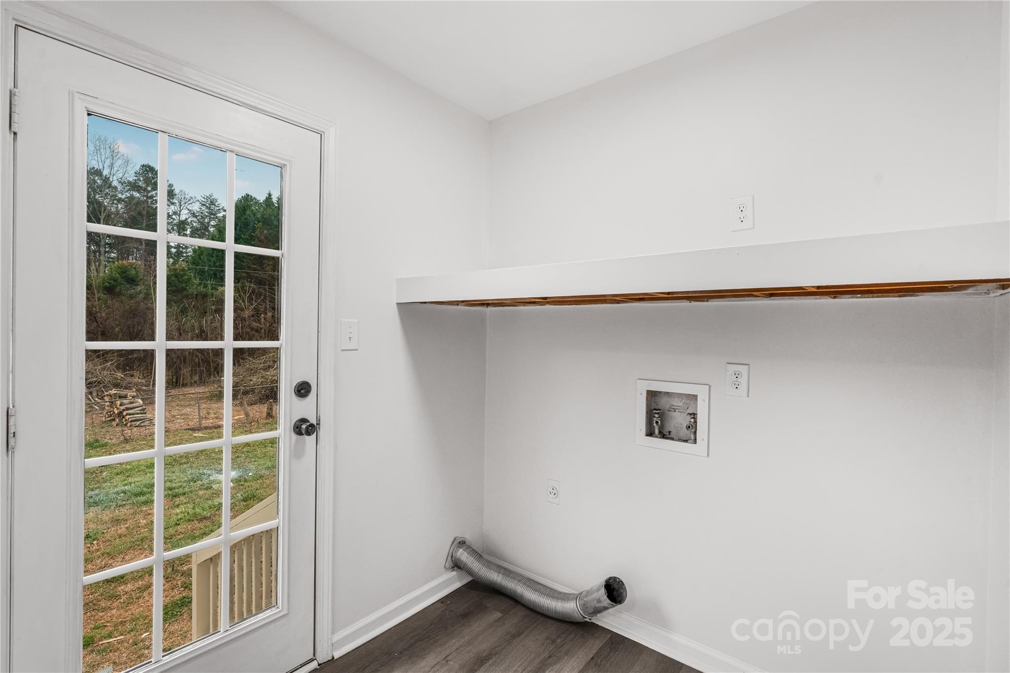 2225 Grace Church Road