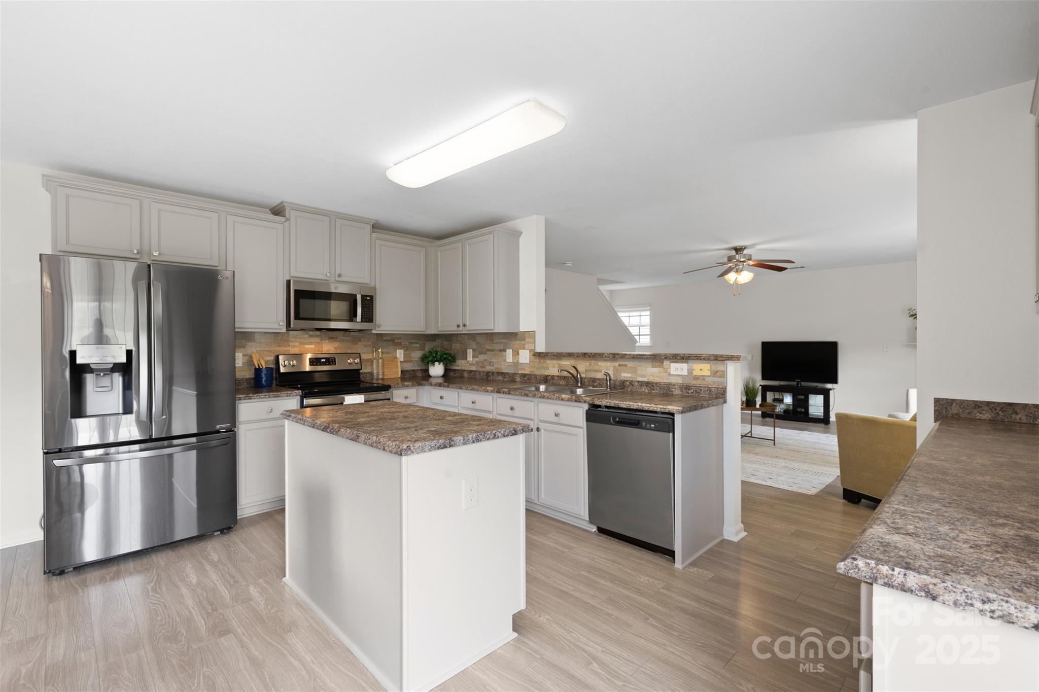 12820 Settlers Trail Court