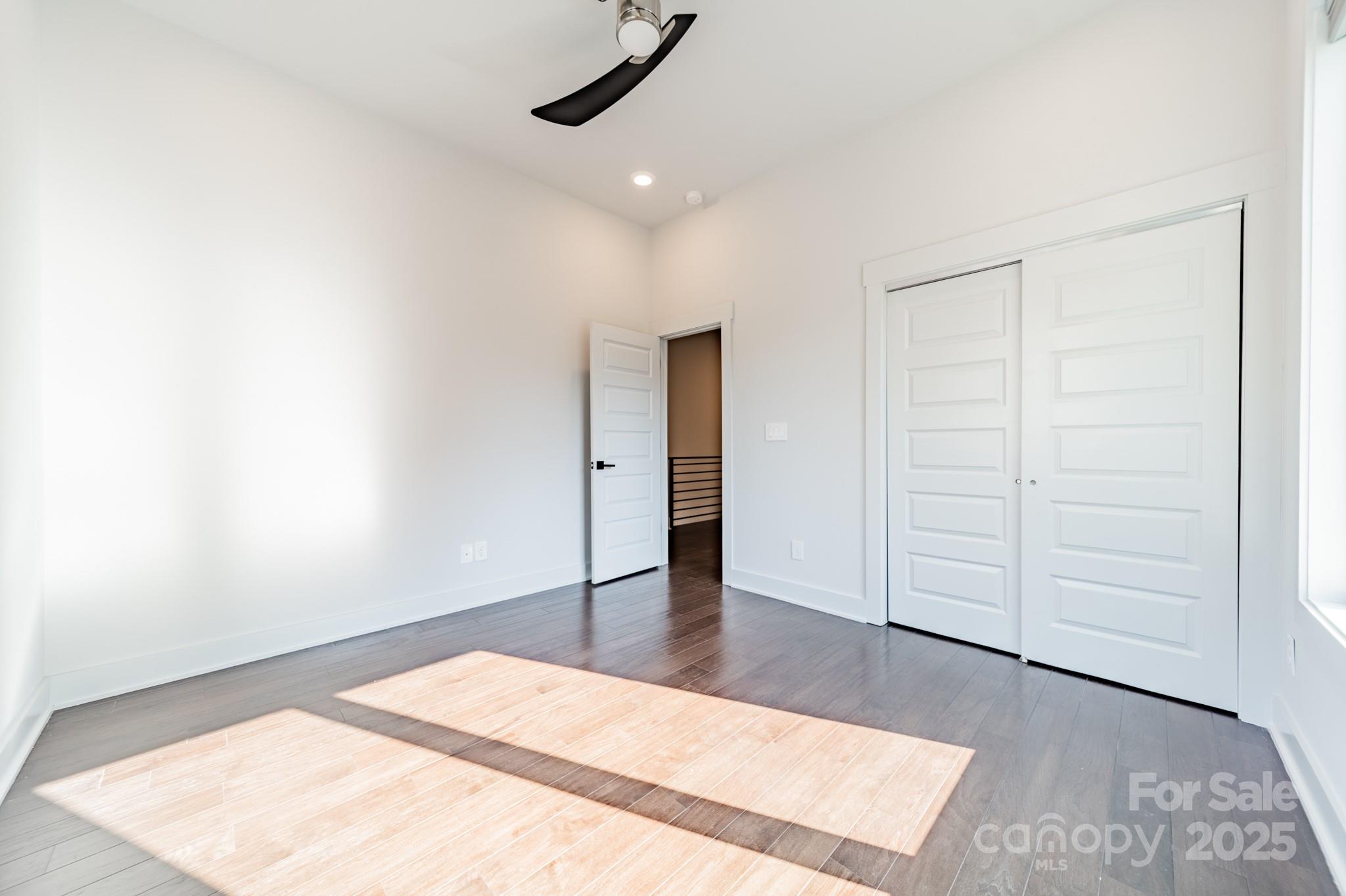 932 Van Every Street