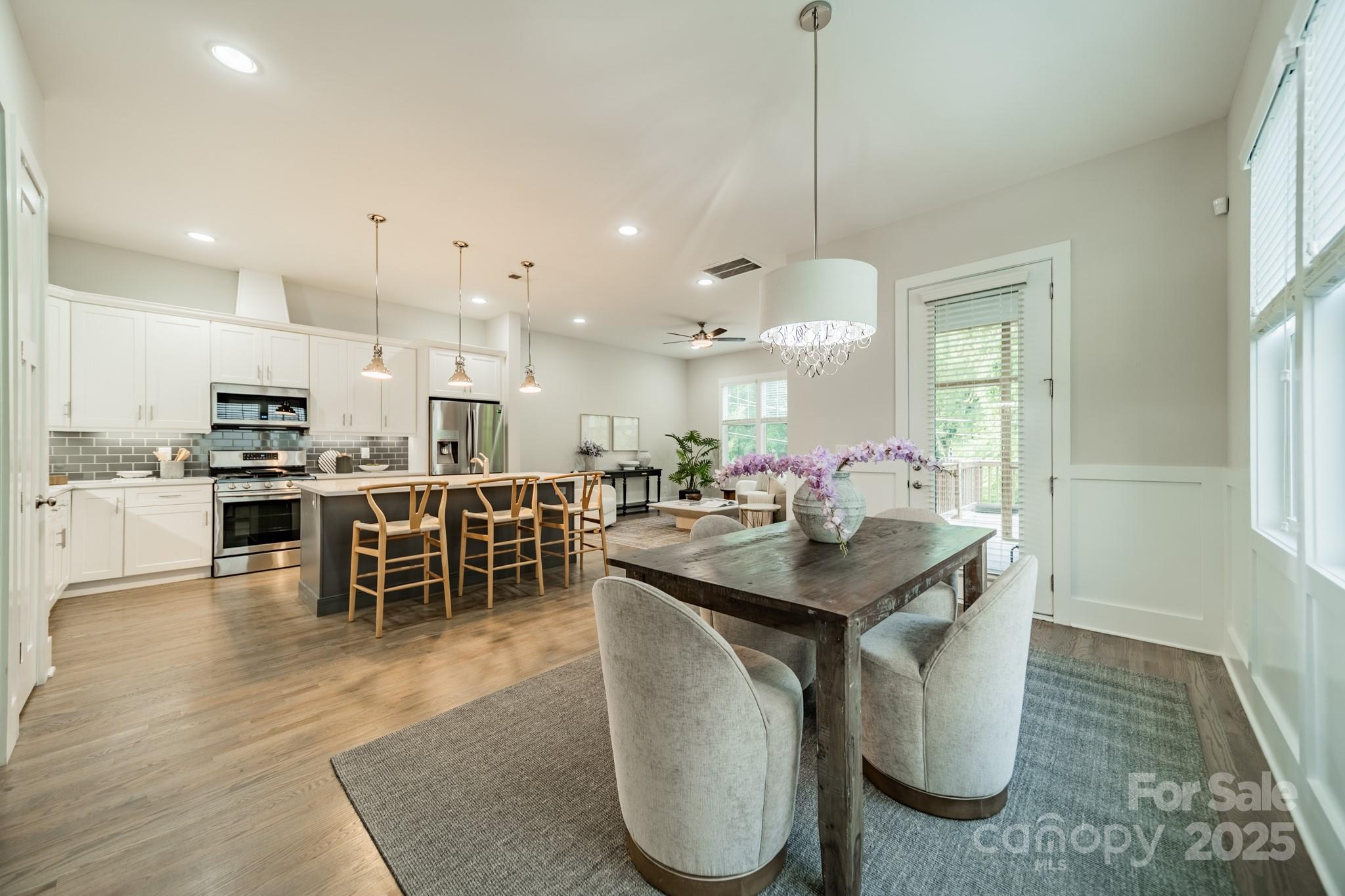 5230 Valley Stream Road